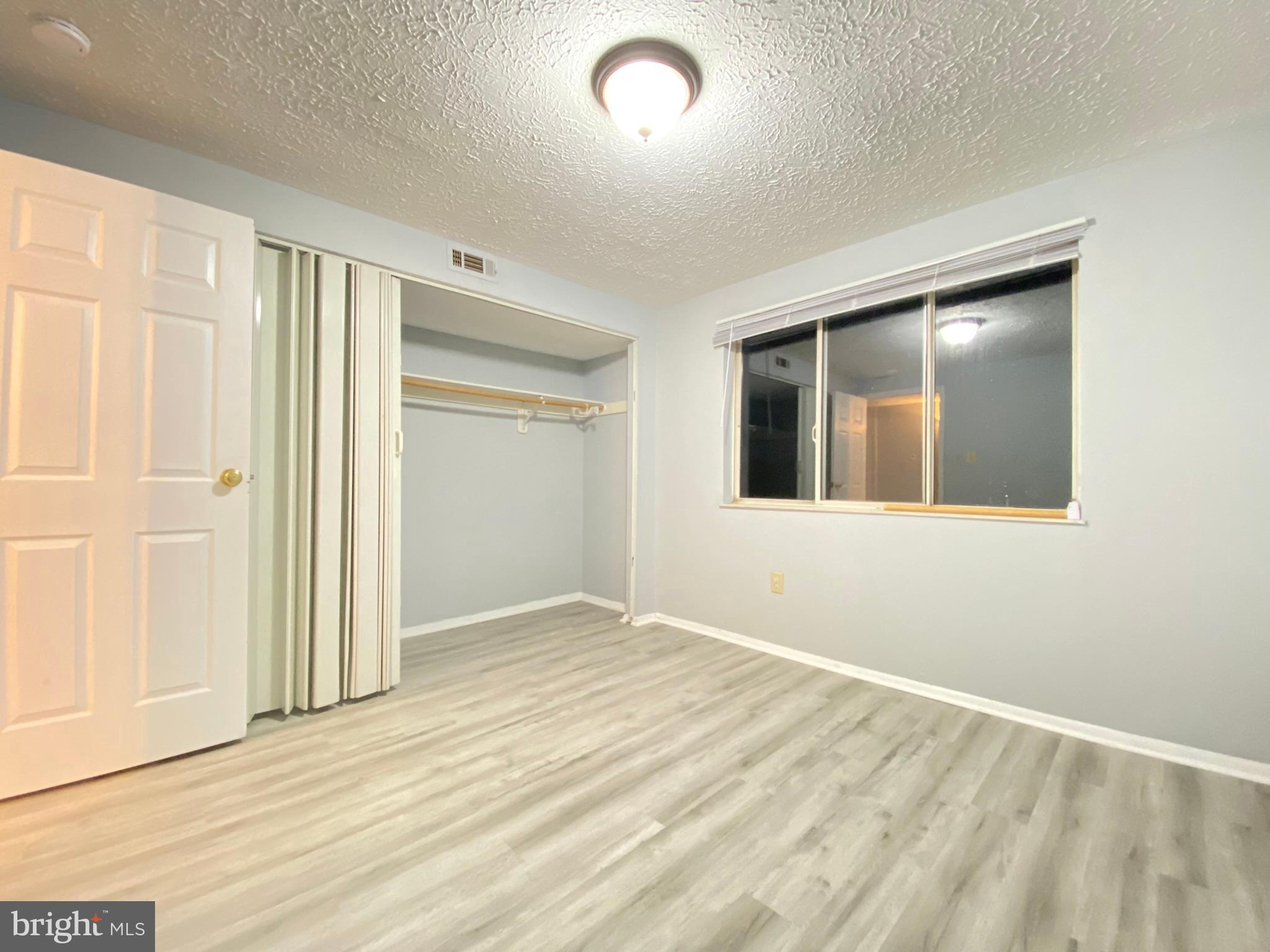 AMBERTOWNE - Residential Lease