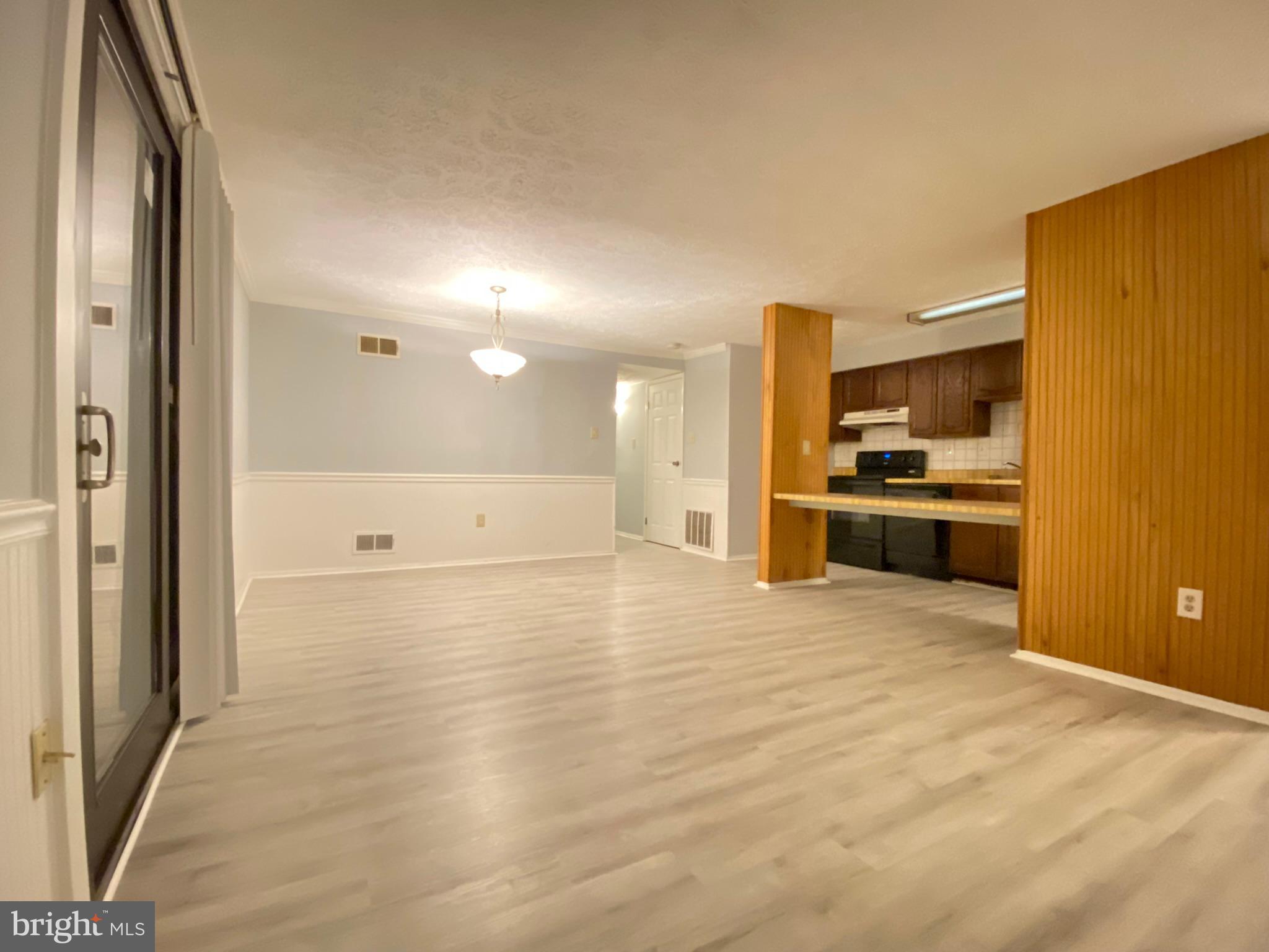 AMBERTOWNE - Residential Lease