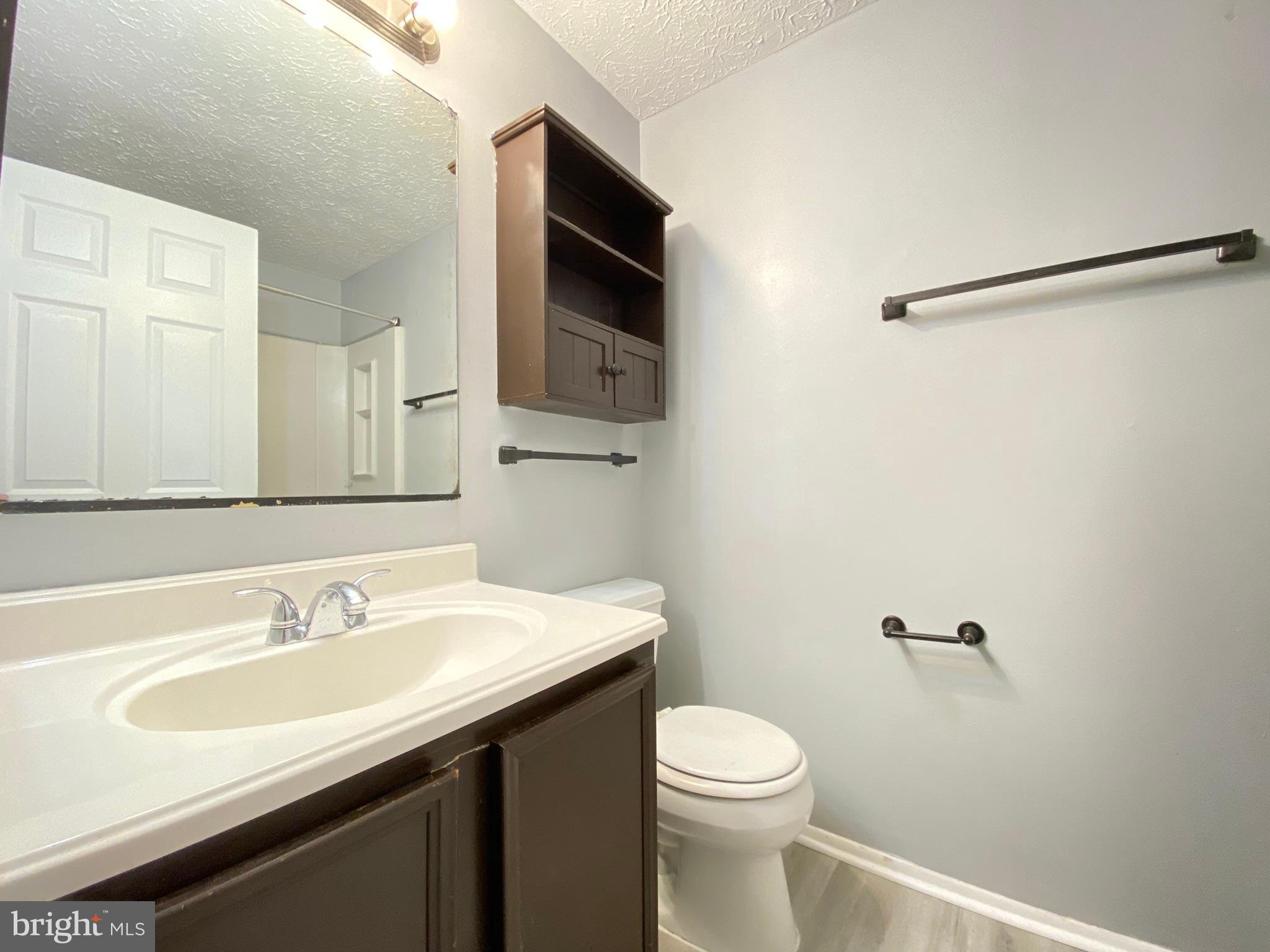 AMBERTOWNE - Residential Lease