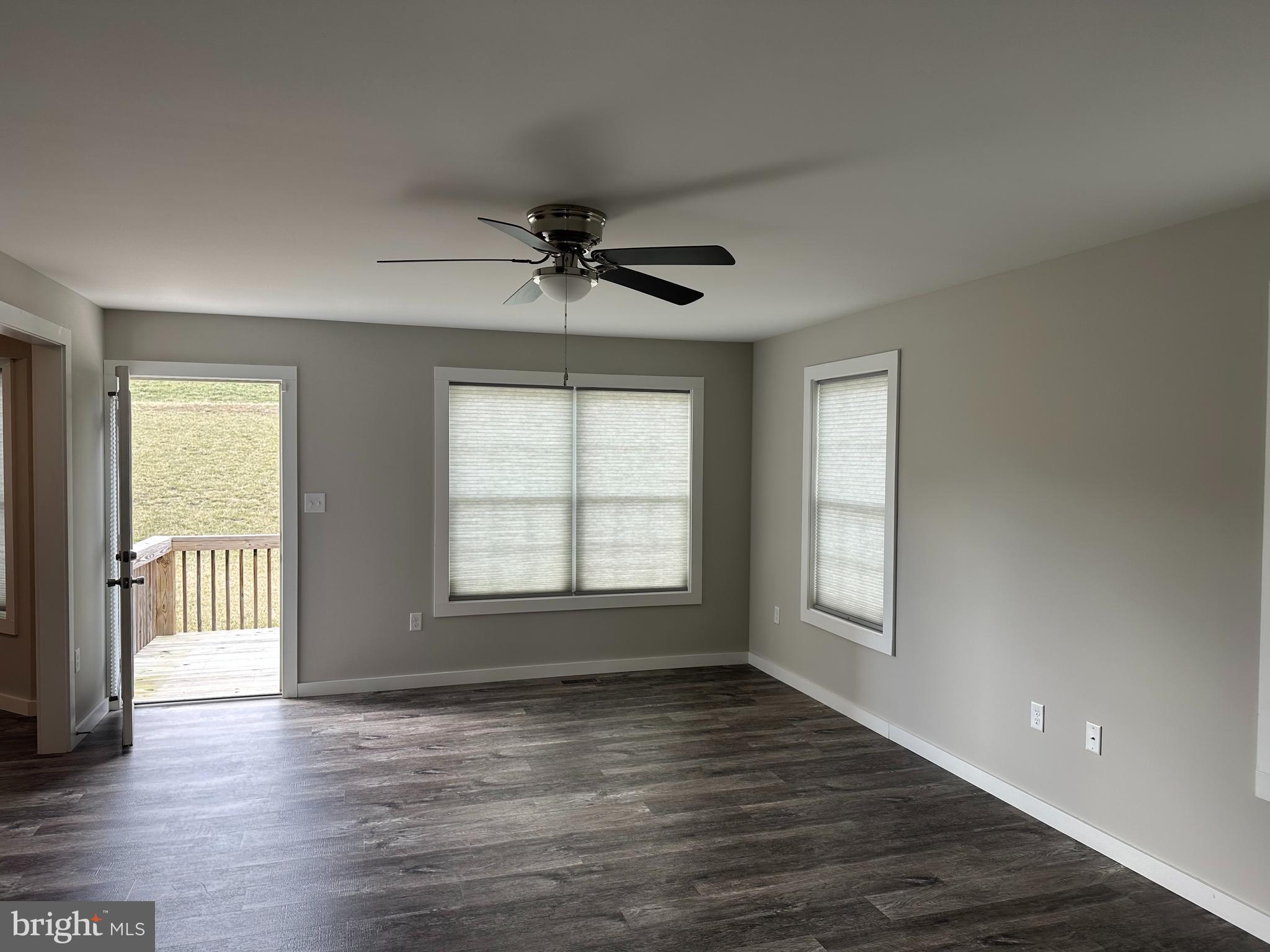 PEBBLE RIDGE - Residential