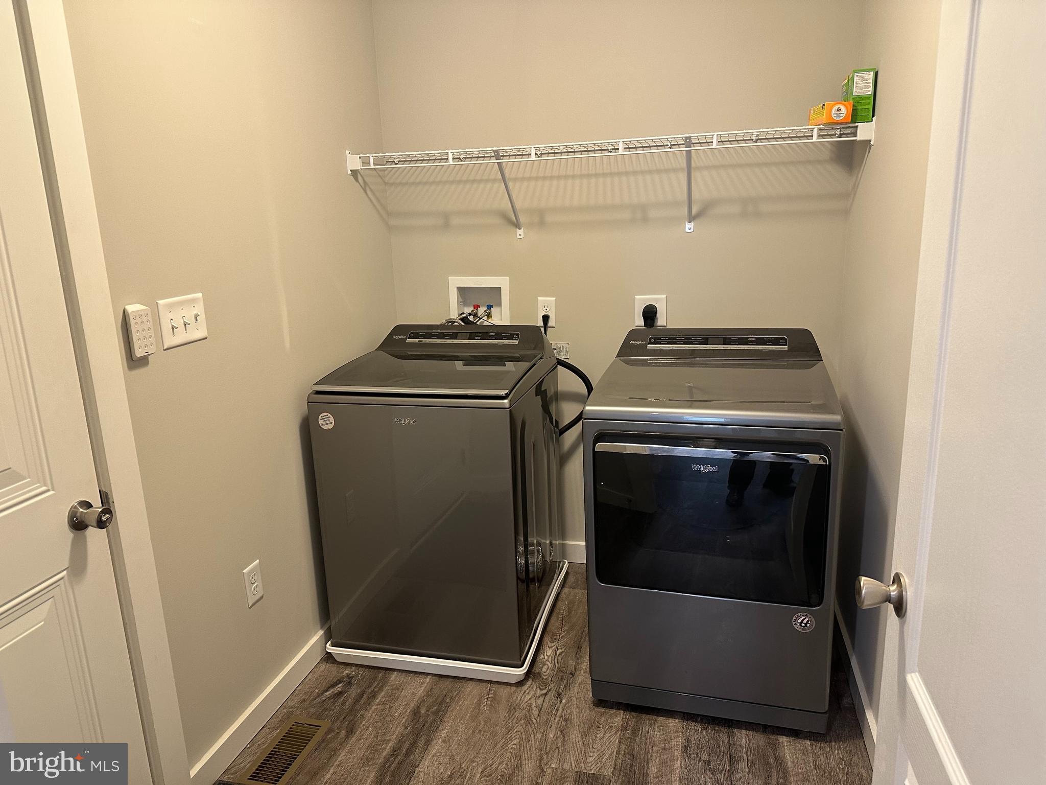 PEBBLE RIDGE - Residential