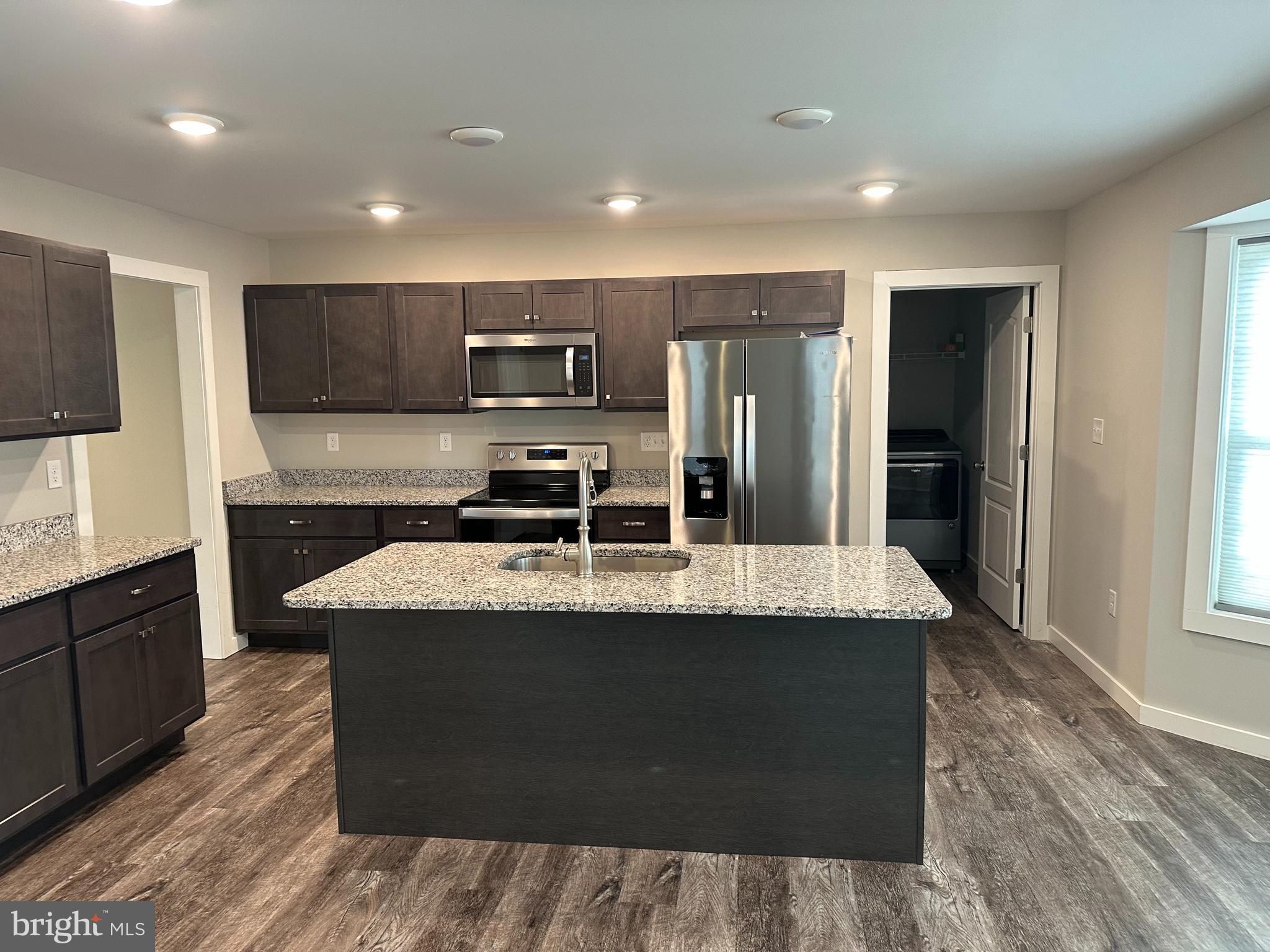 PEBBLE RIDGE - Residential