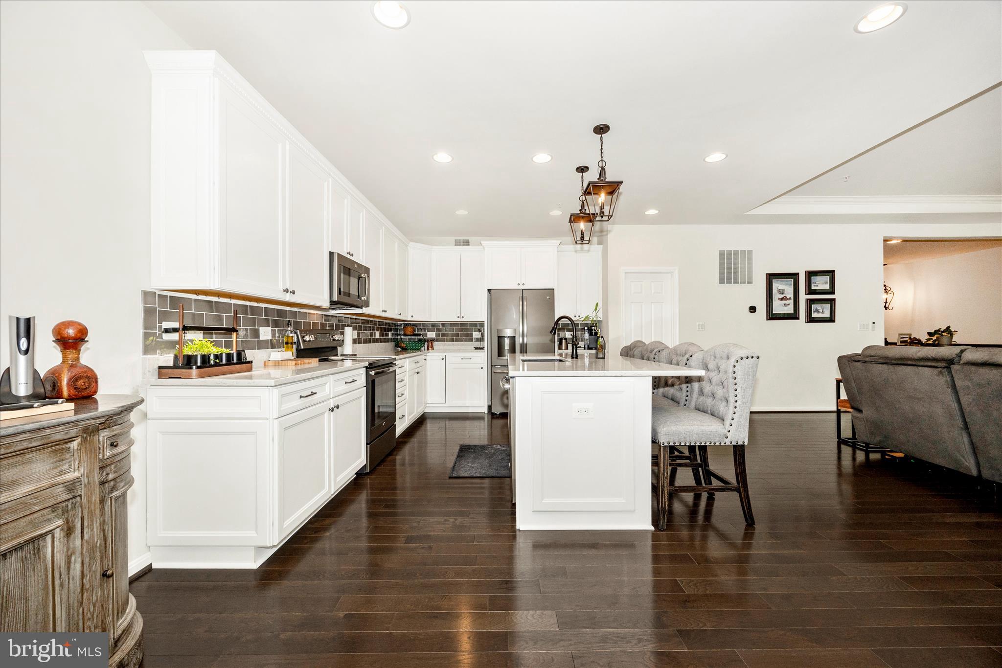 CLEARVIEW AT NEW MARKET - Residential