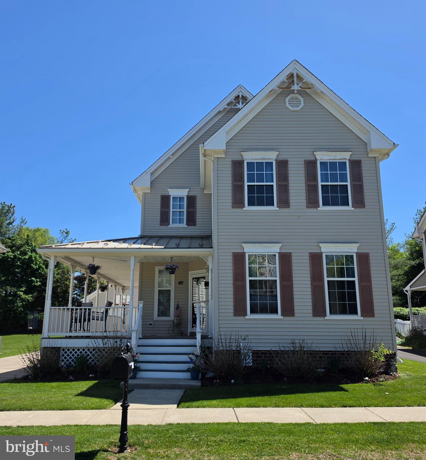 IVYLAND VILLAGE - Residential