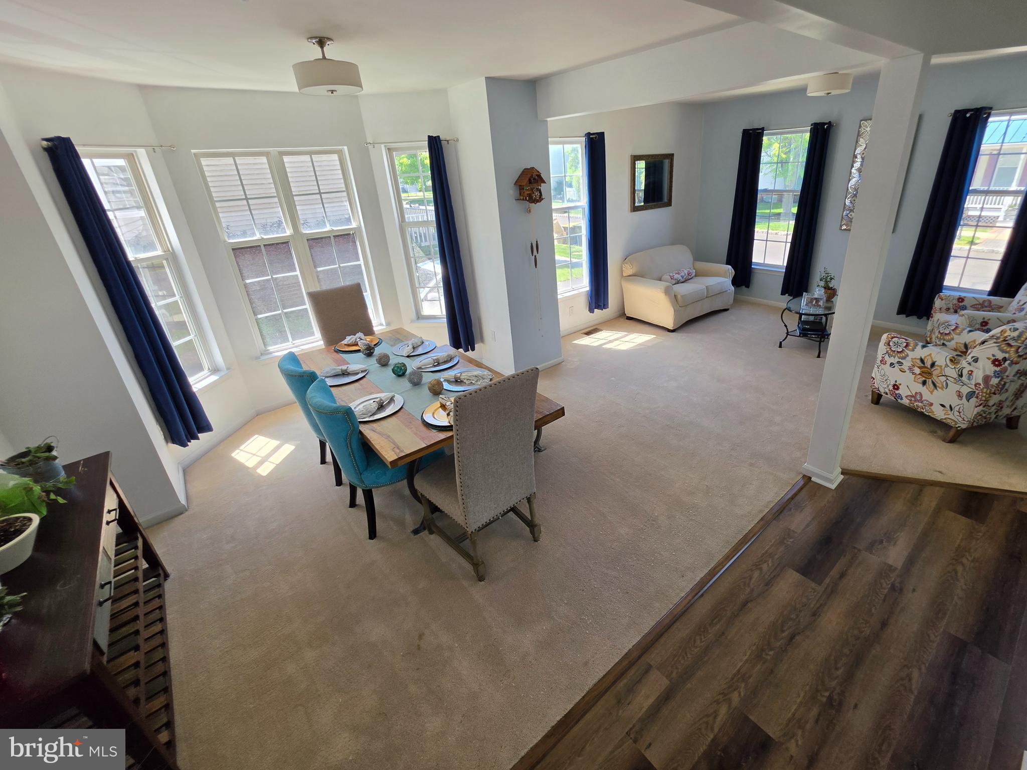 IVYLAND VILLAGE - Residential