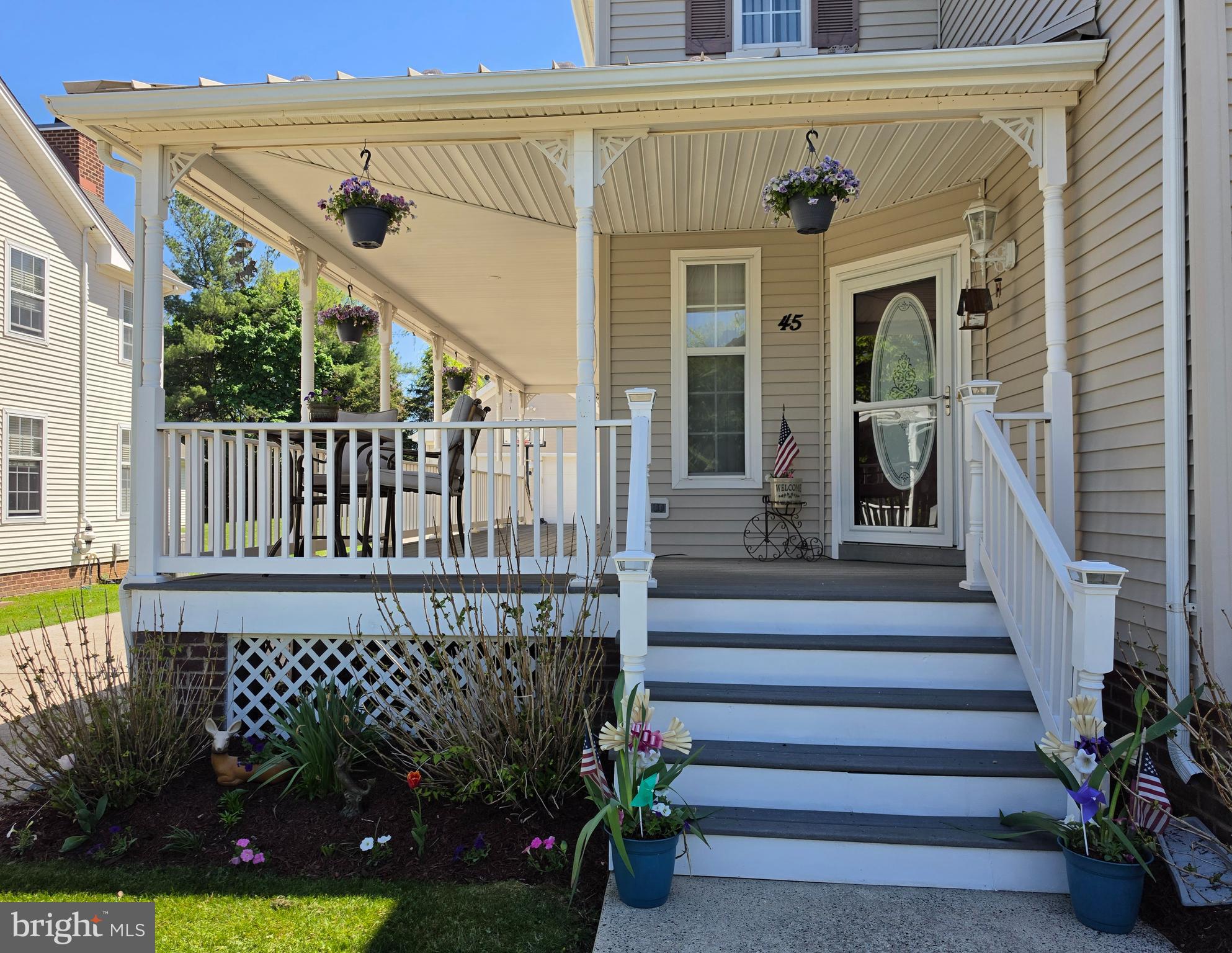 IVYLAND VILLAGE - Residential
