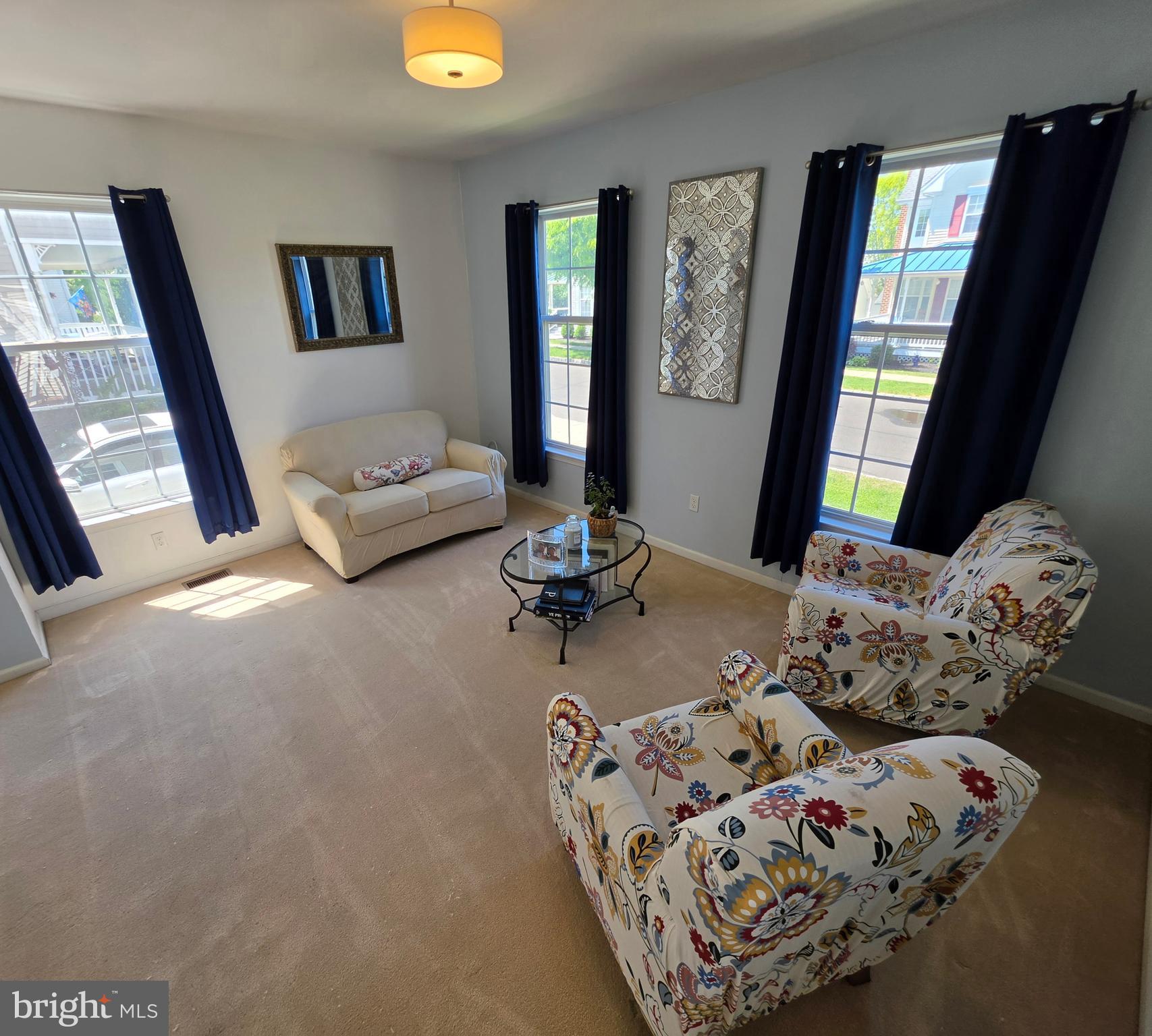 IVYLAND VILLAGE - Residential