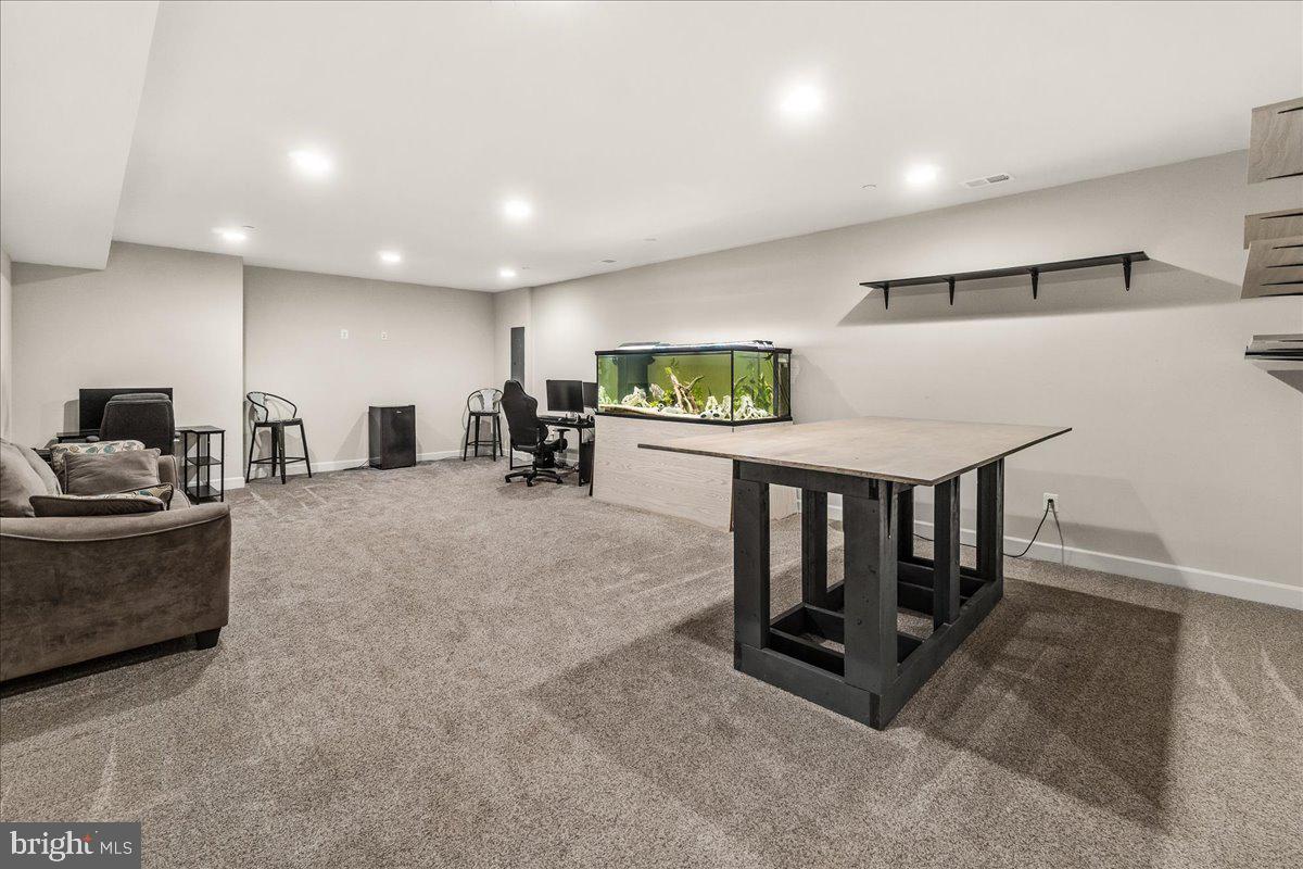 LAKE LINGANORE OAKDALE - Residential