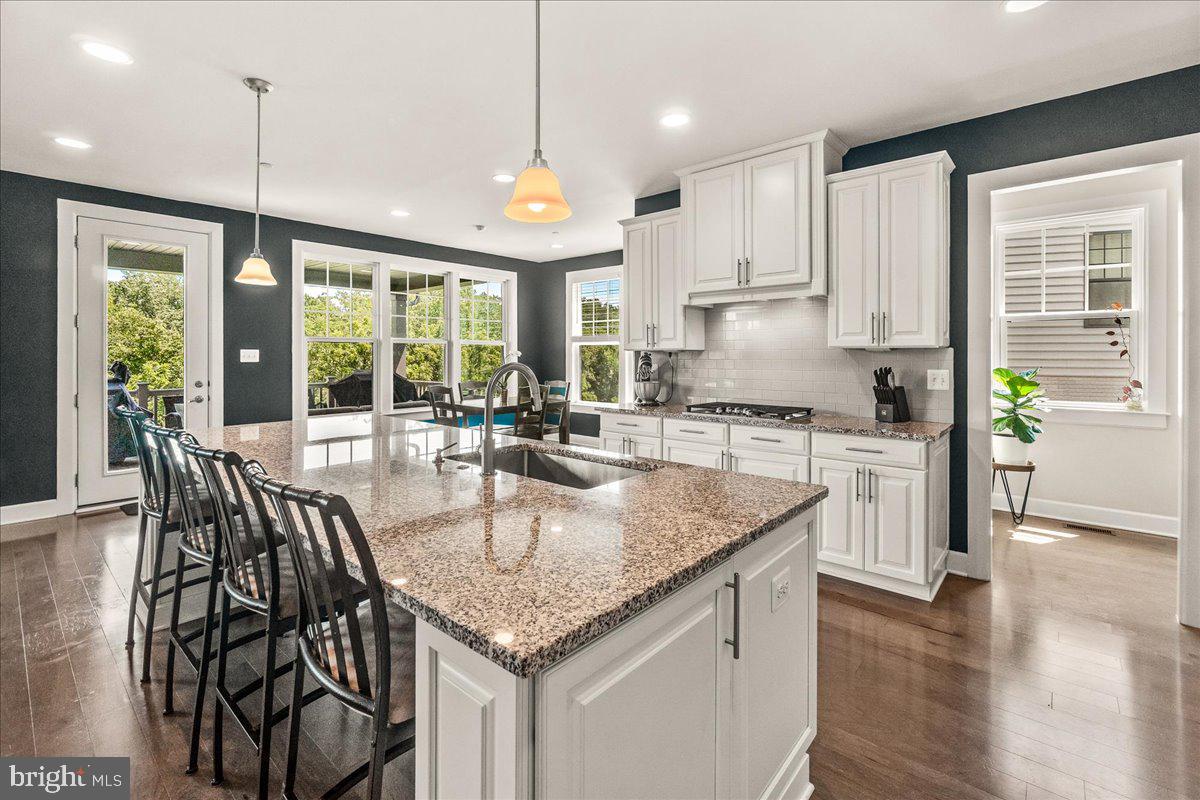 LAKE LINGANORE OAKDALE - Residential