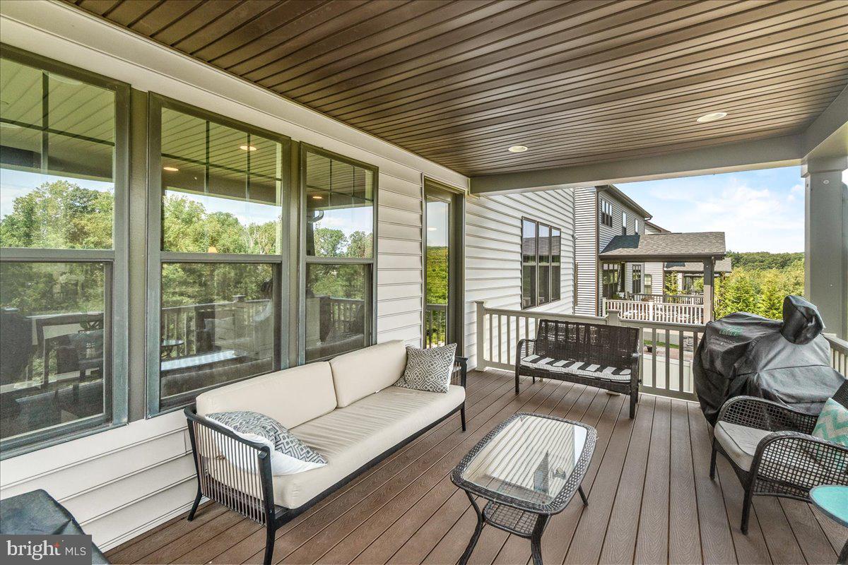 LAKE LINGANORE OAKDALE - Residential