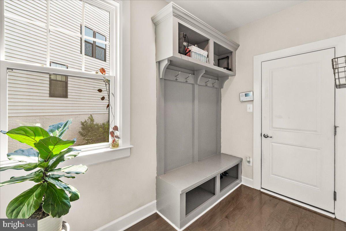 LAKE LINGANORE OAKDALE - Residential