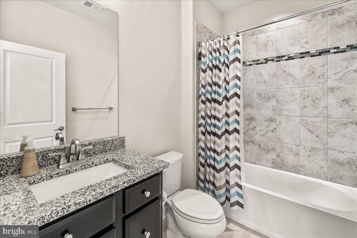 LAKE LINGANORE OAKDALE - Residential