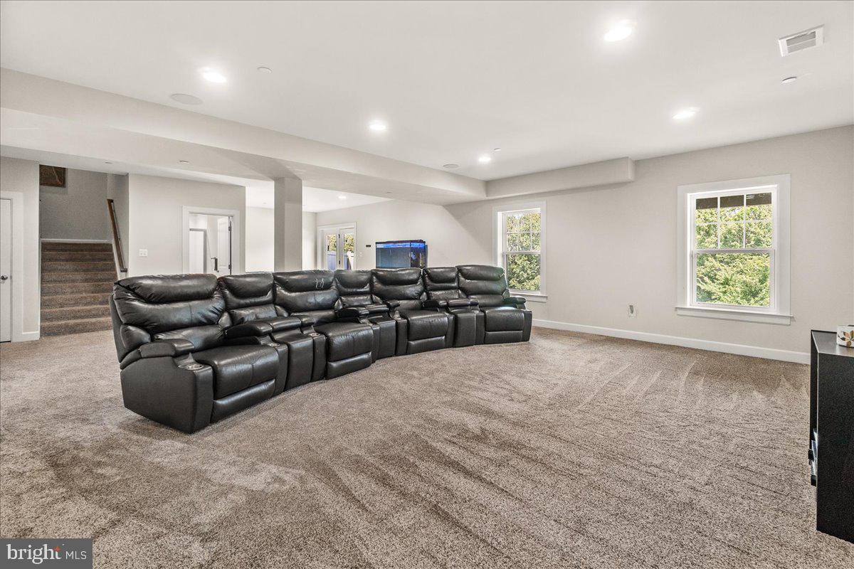 LAKE LINGANORE OAKDALE - Residential