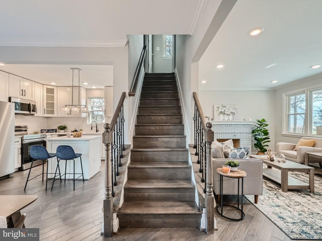 CATONSVILLE HEIGHTS - Residential