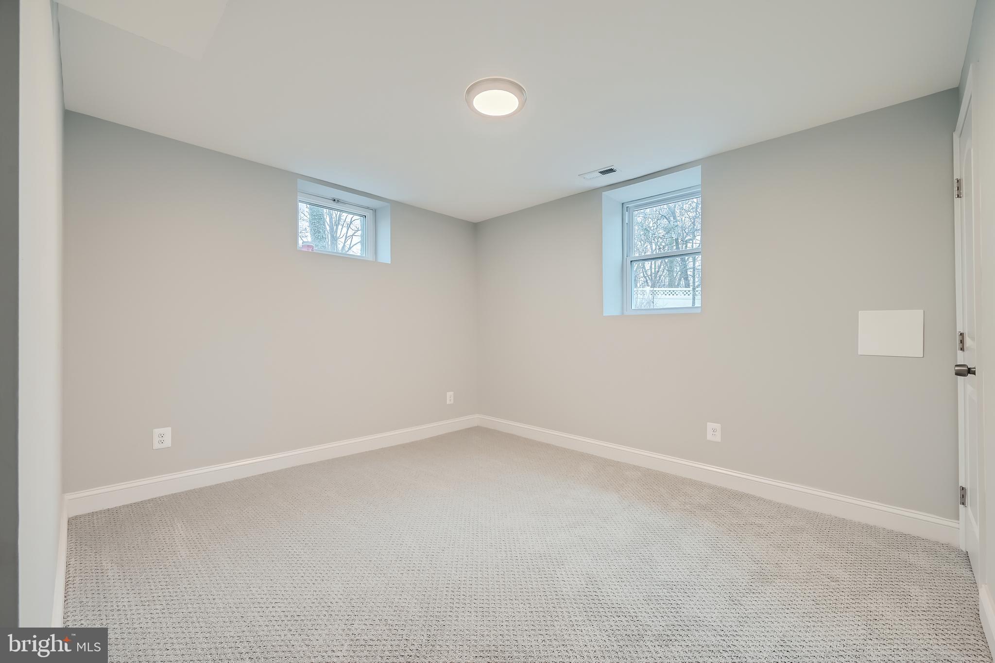 CATONSVILLE HEIGHTS - Residential