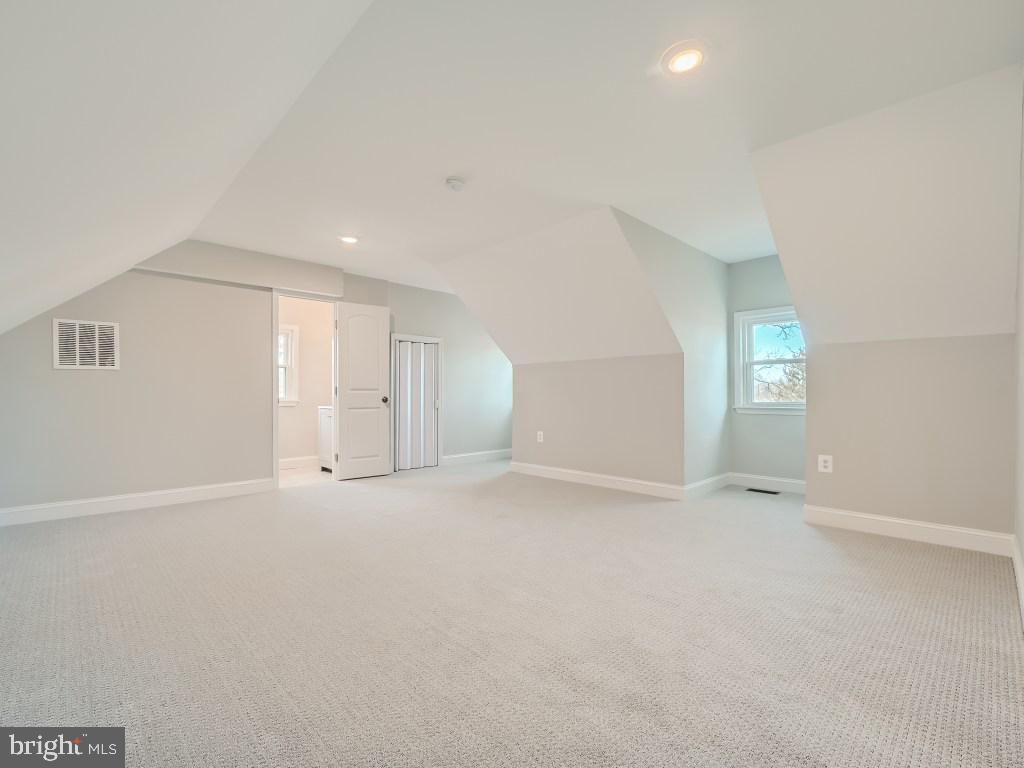 CATONSVILLE HEIGHTS - Residential