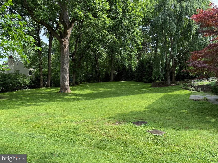Don’t miss this rare opportunity to build your dream home on a 13,193 square foot vacant lot in the highly sought-after North Chevy Chase neighborhood. This level plot provides an ideal canvas for new construction. Nestled in a quiet area and surrounded by mature trees. This location offers a peaceful retreat while still providing outstanding access to the entire Metro area. It’s just 10 minutes to downtown Bethesda and mere minutes to I-495, making it a convenient spot for commuters.
Nearby, Chevy Chase Lake features specialty shops, retail stores, and restaurants, while Rock Creek Park offers excellent biking and hiking trails. The neighborhood also boasts a local pool, tennis courts, and several golf clubs for leisure and recreation.