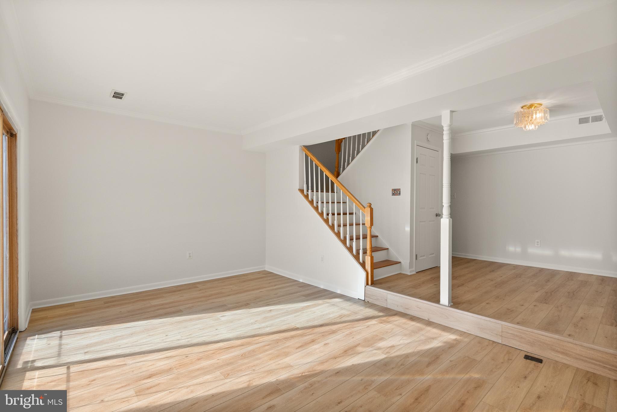 DALE CITY - Residential