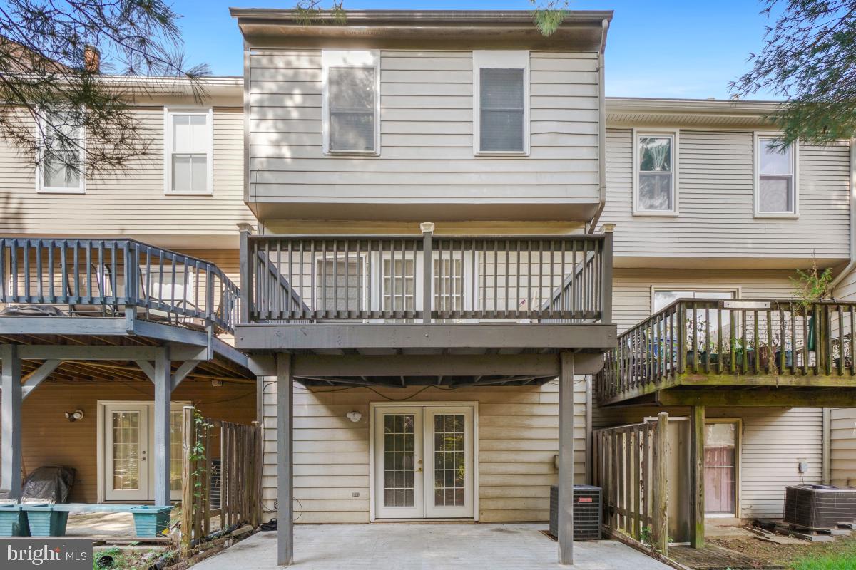 SILVERWOOD - Residential Lease