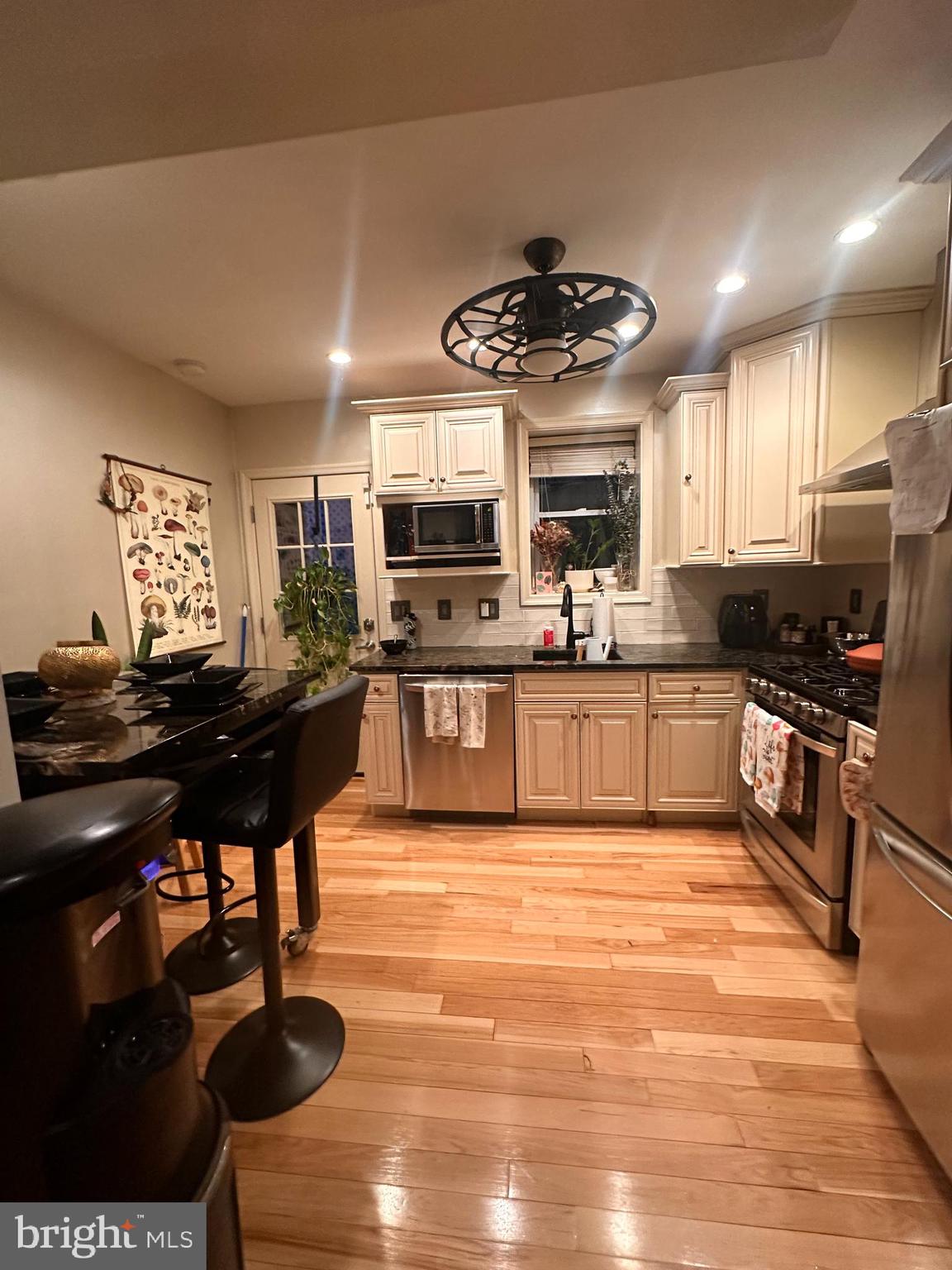 BELLA VISTA - Residential Lease