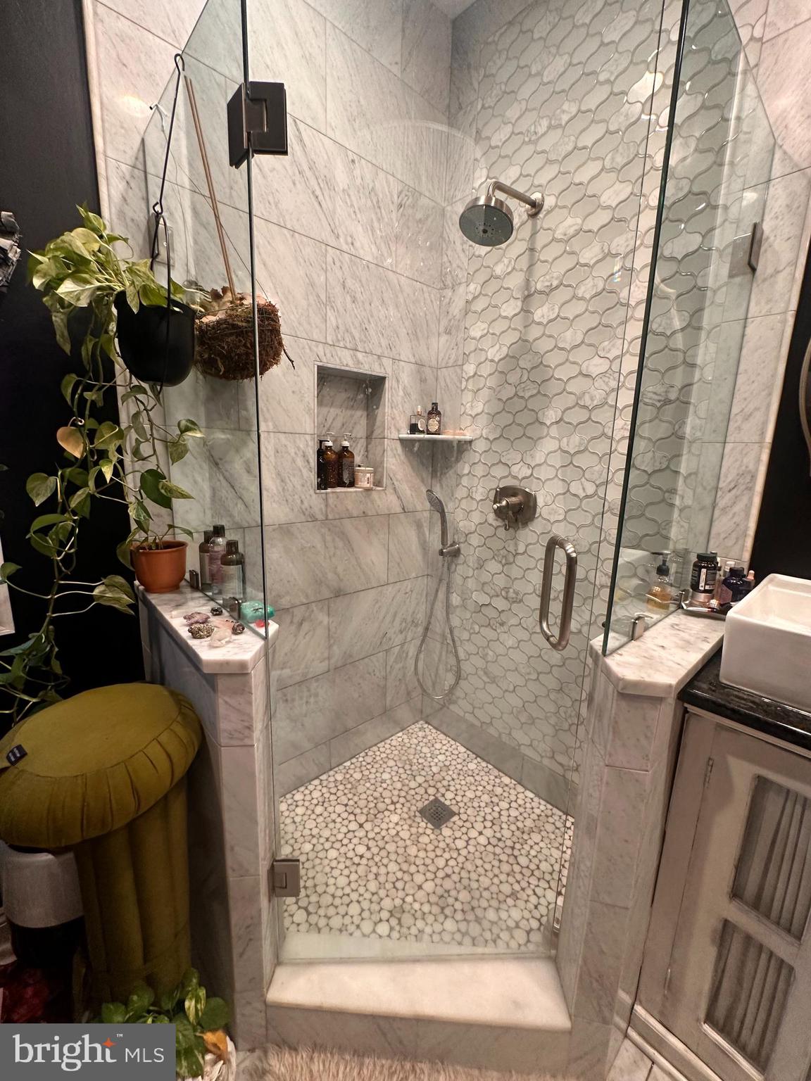 BELLA VISTA - Residential Lease