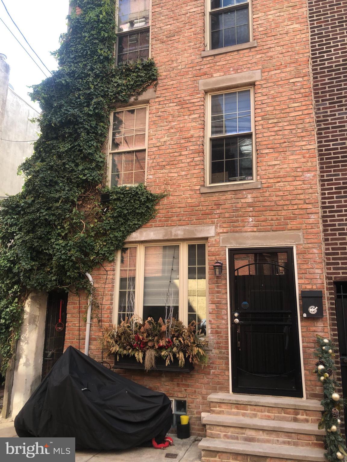 BELLA VISTA - Residential Lease