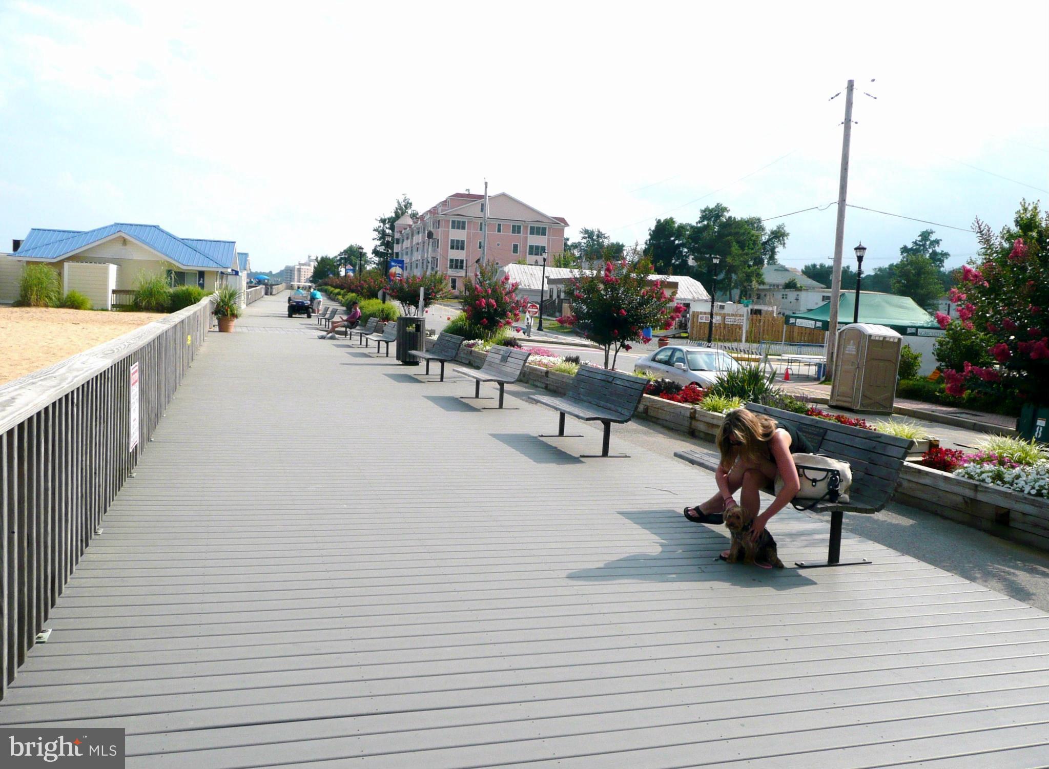 BAYWALK CONDOS - Residential Lease