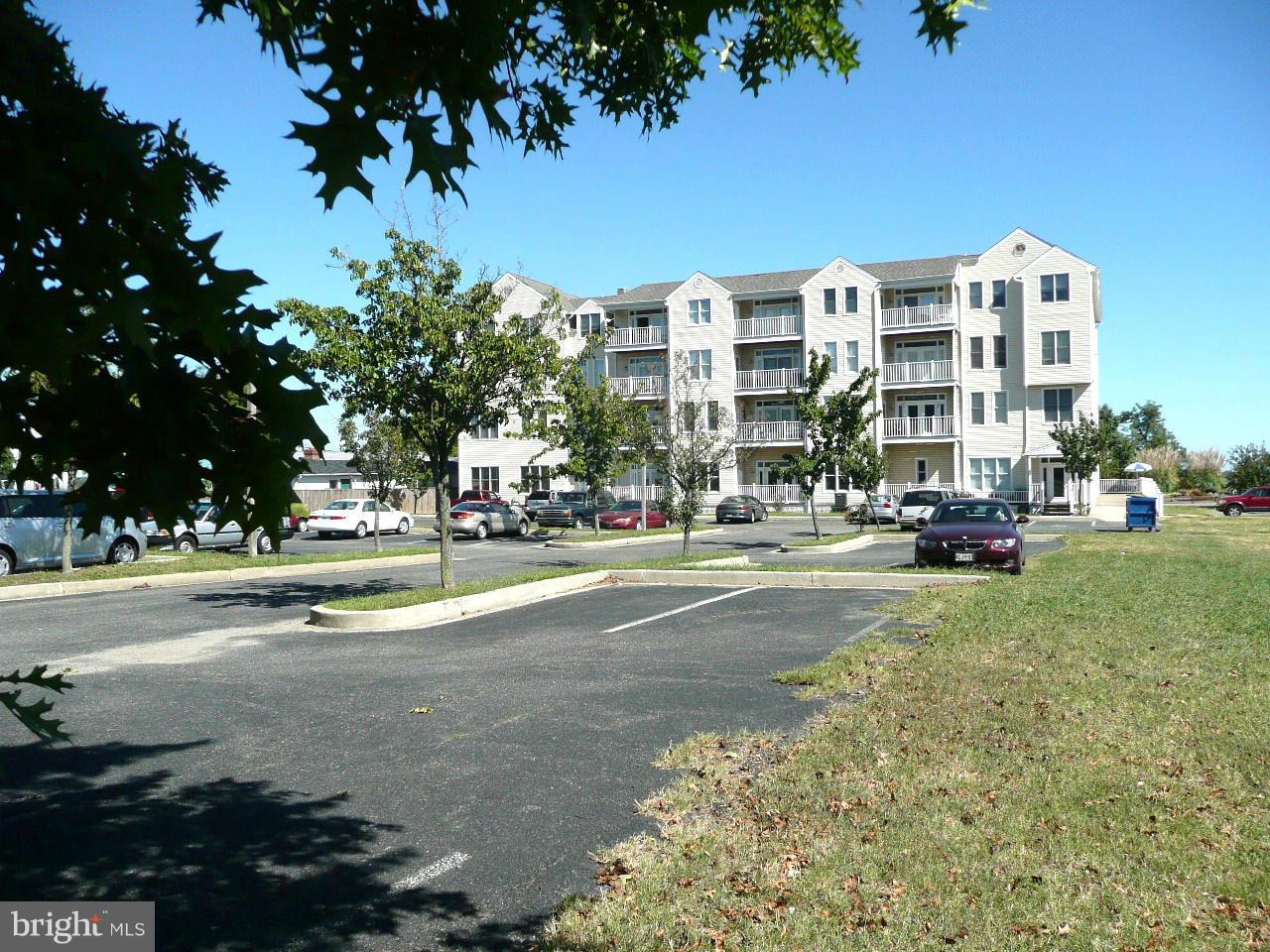 BAYWALK CONDOS - Residential Lease