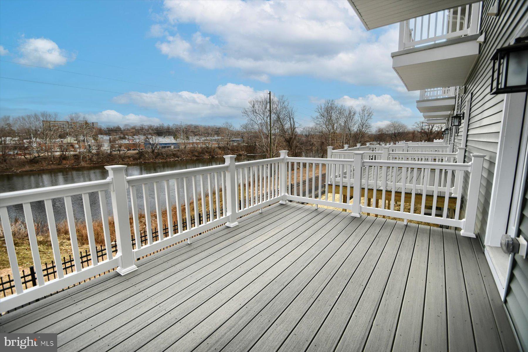 RIVER POINTE - Residential Lease