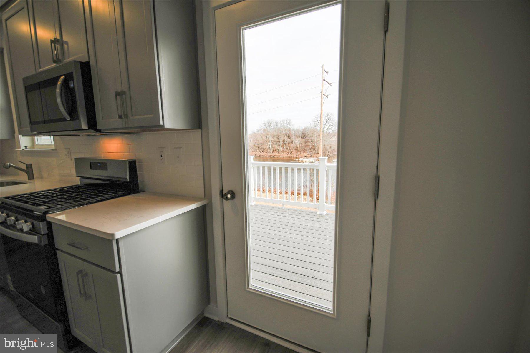 RIVER POINTE - Residential Lease