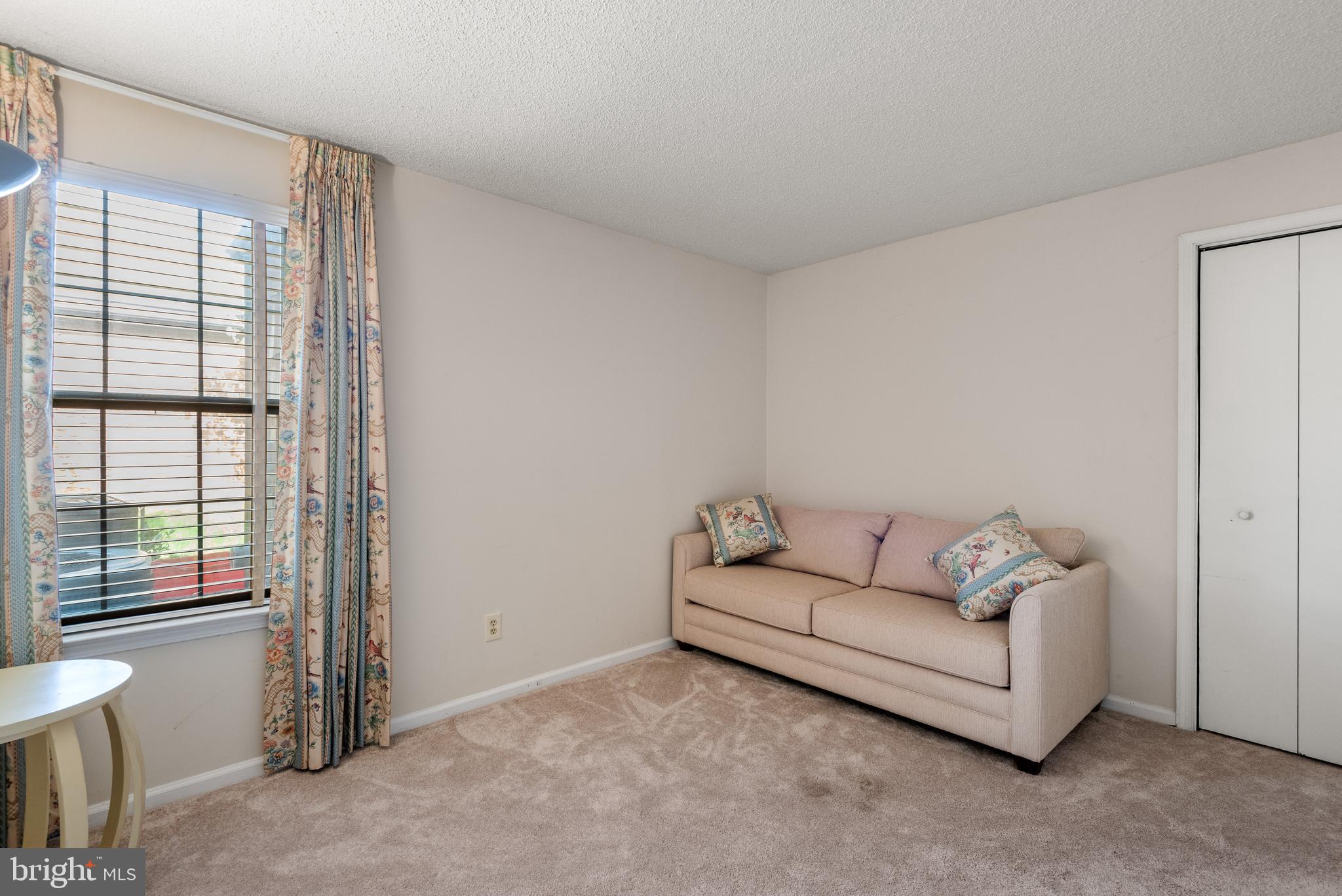 CHESTERBROOK - Residential