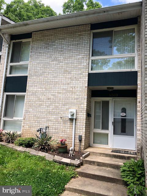 FOUR SEASONS - Residential