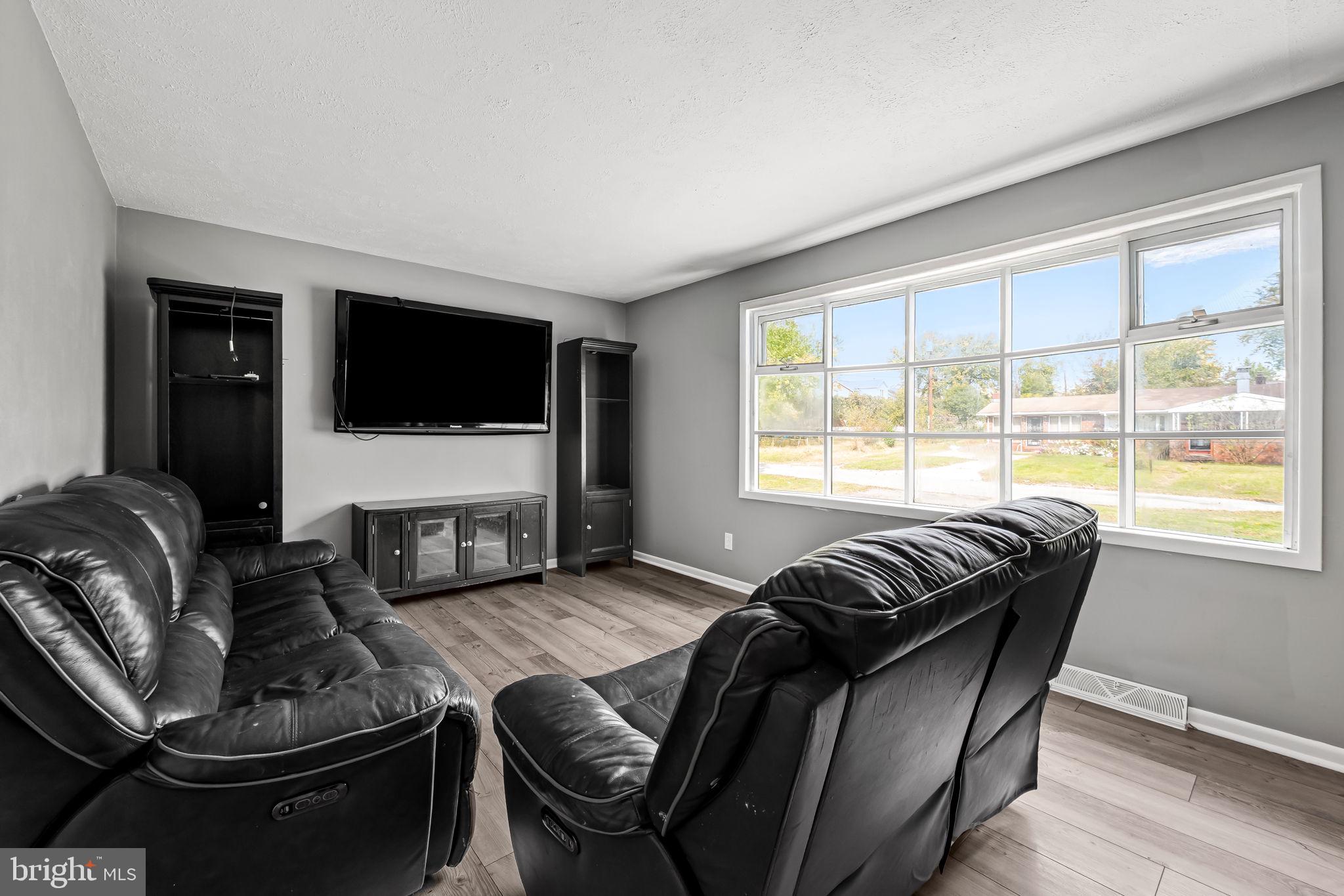 FAIRLAWN - Residential