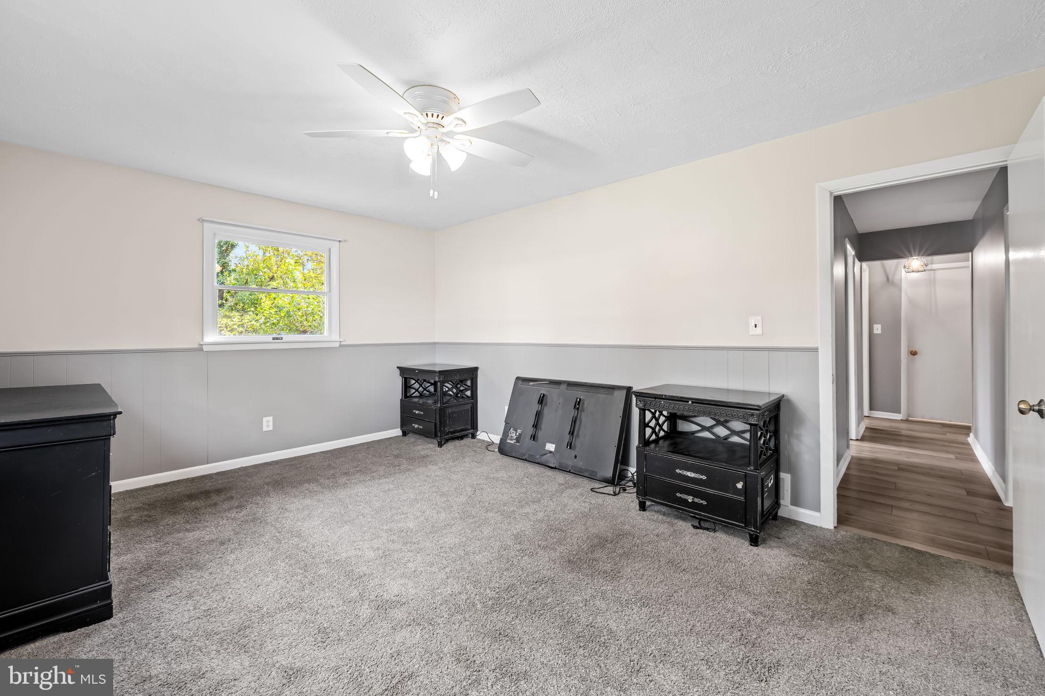 FAIRLAWN - Residential