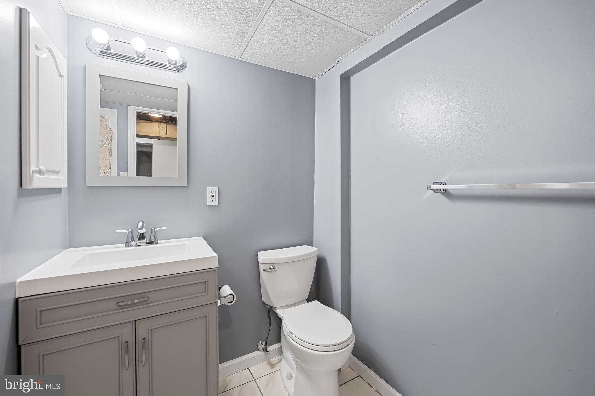 FAIRLAWN - Residential