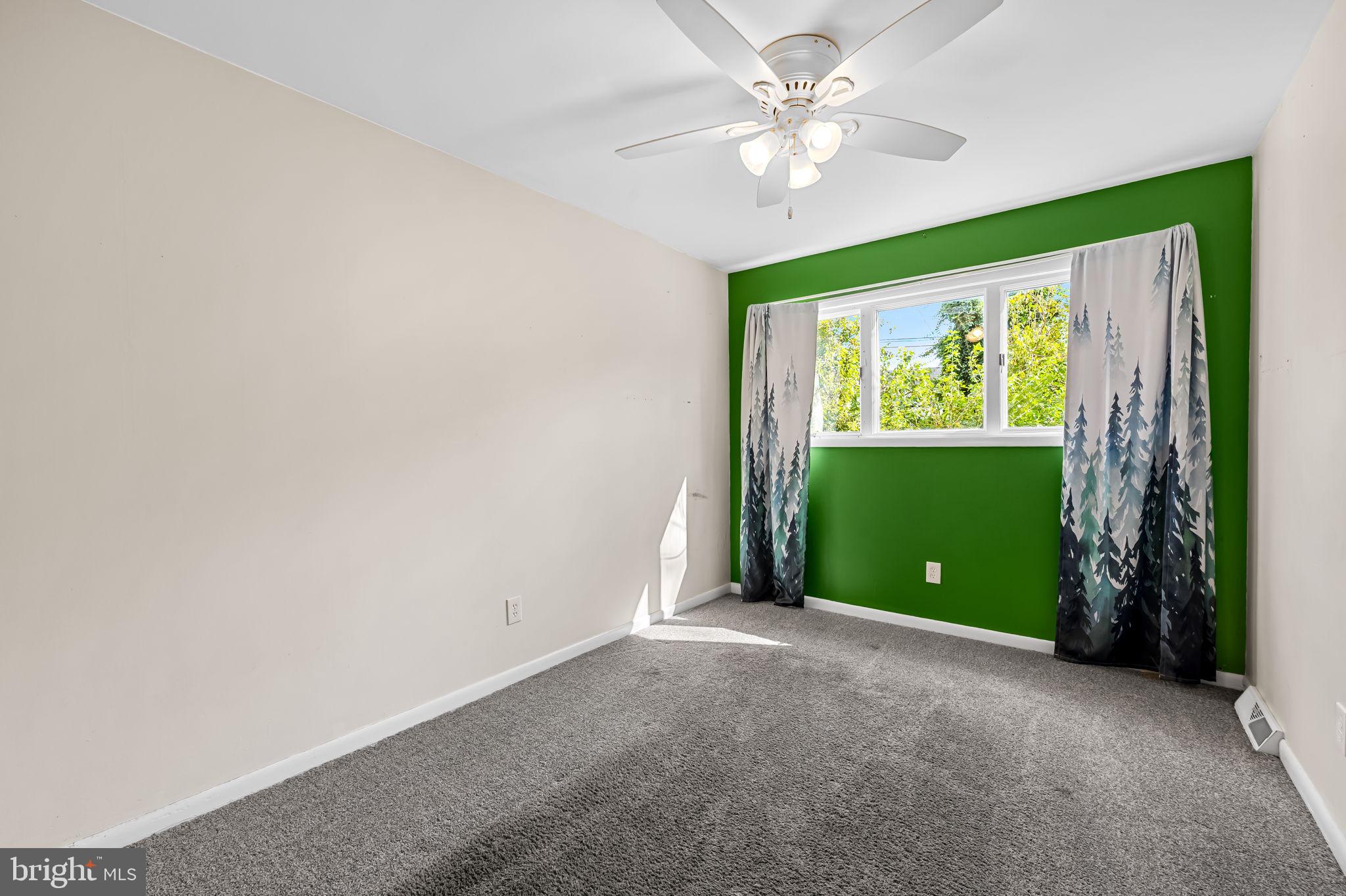 FAIRLAWN - Residential