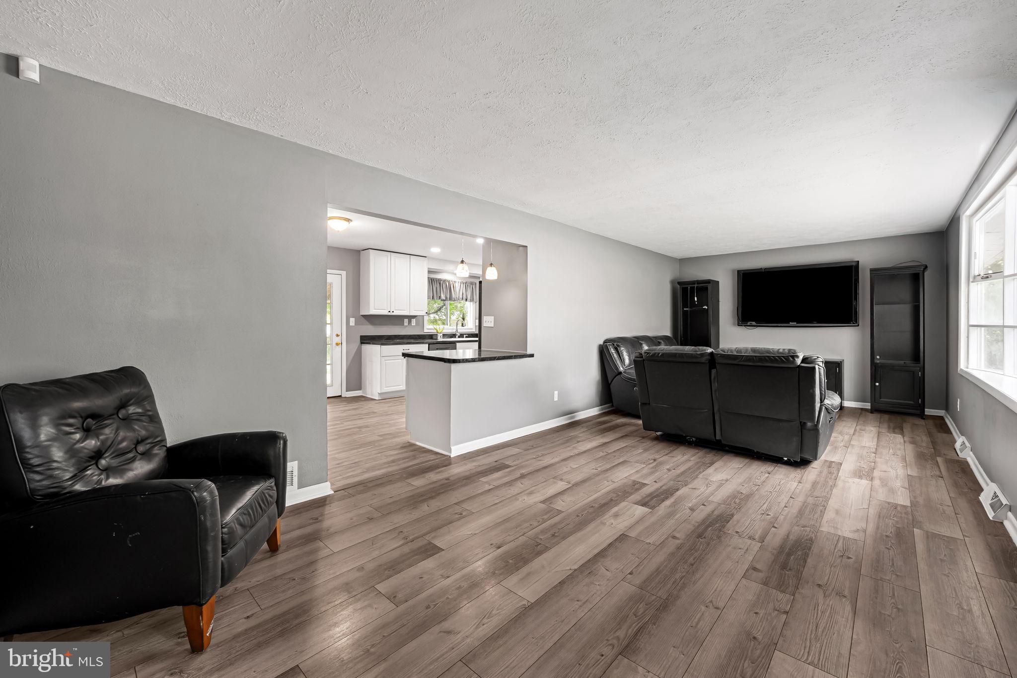 FAIRLAWN - Residential