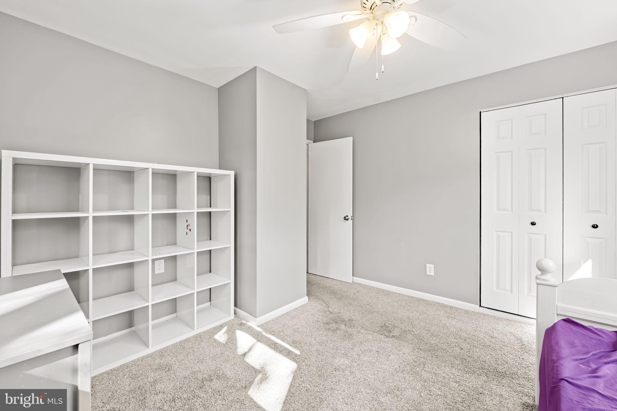 FAIRLAWN - Residential