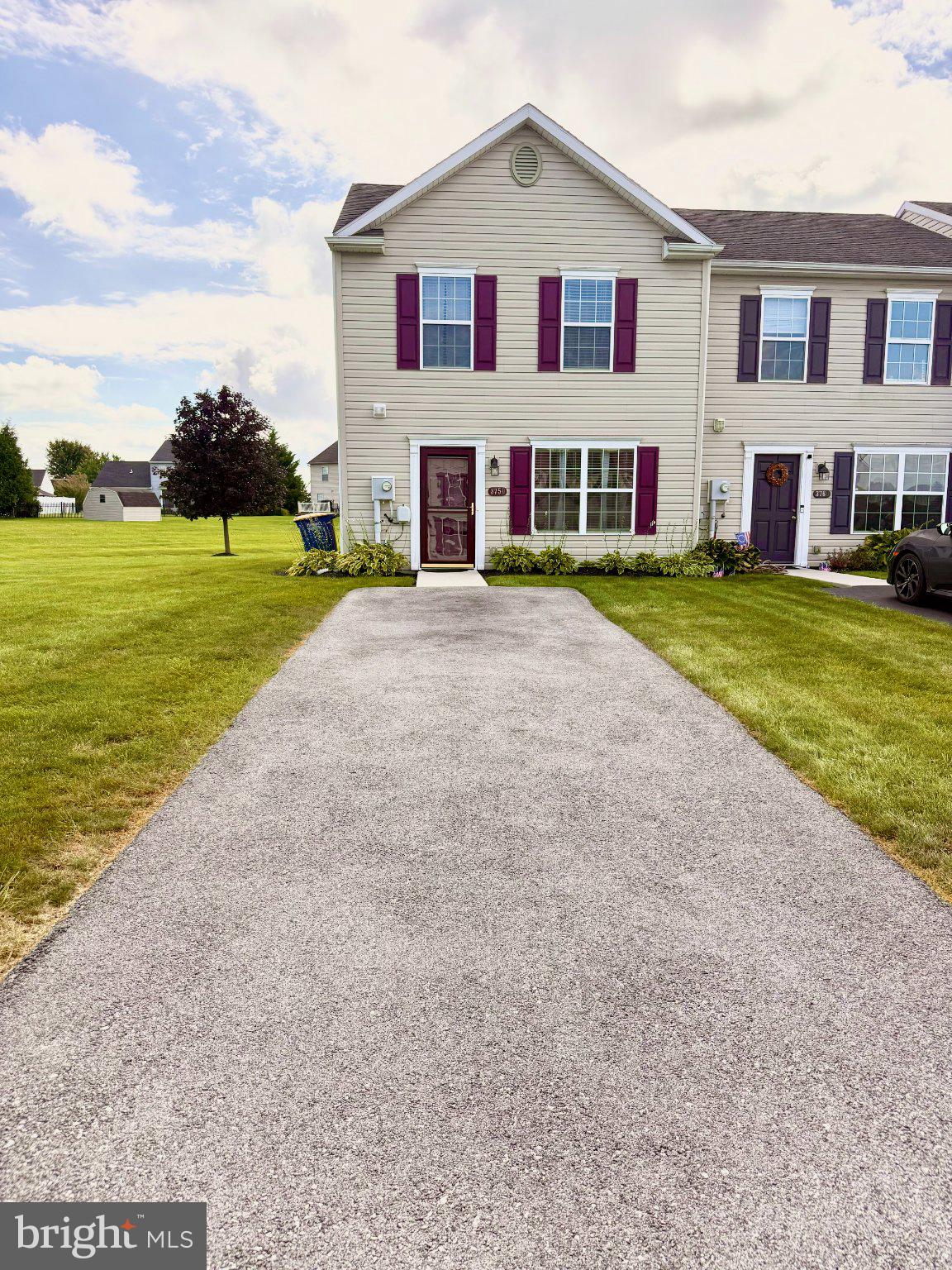 3750 MAZELAND COURT 32