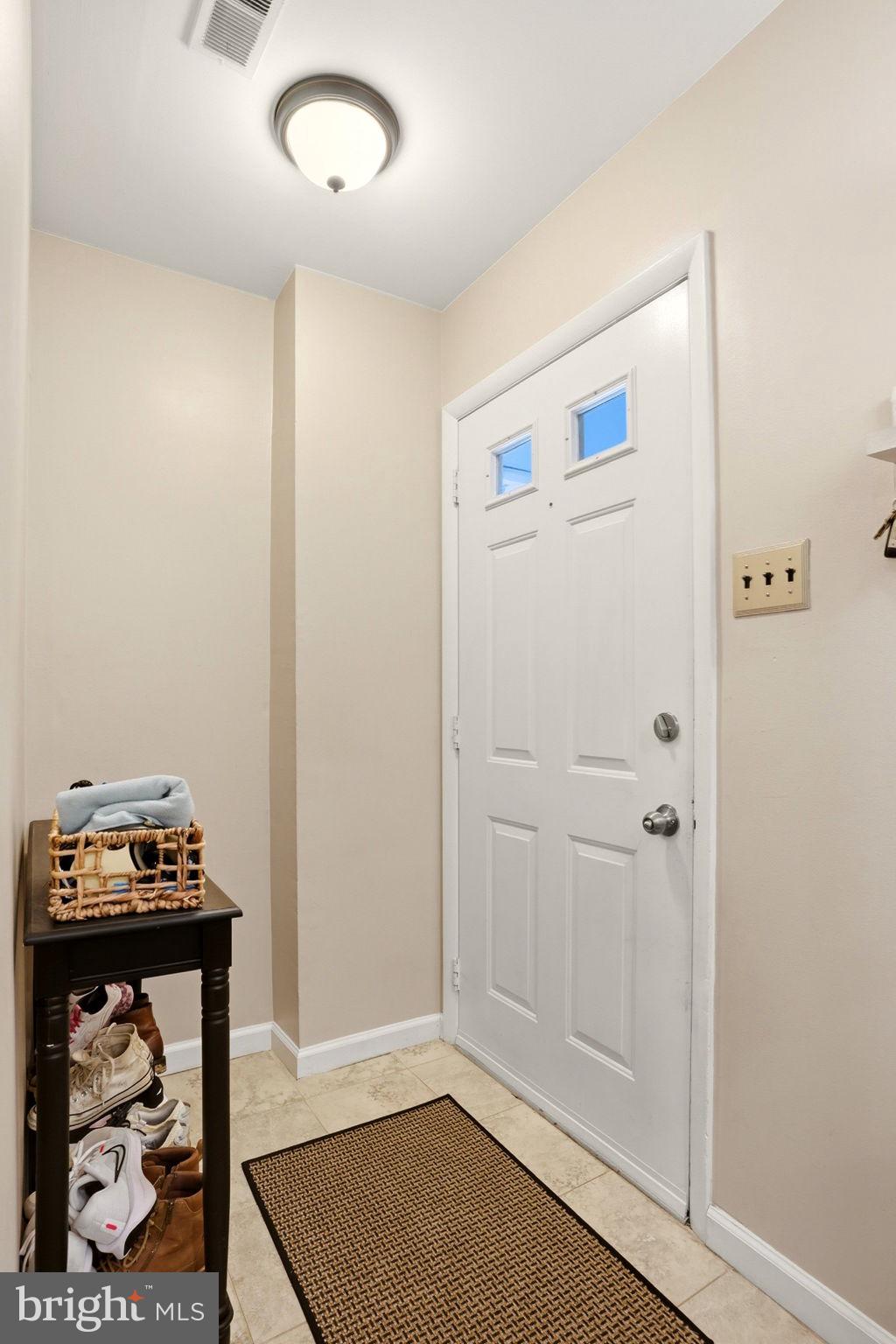 568 WILLOW TURN A