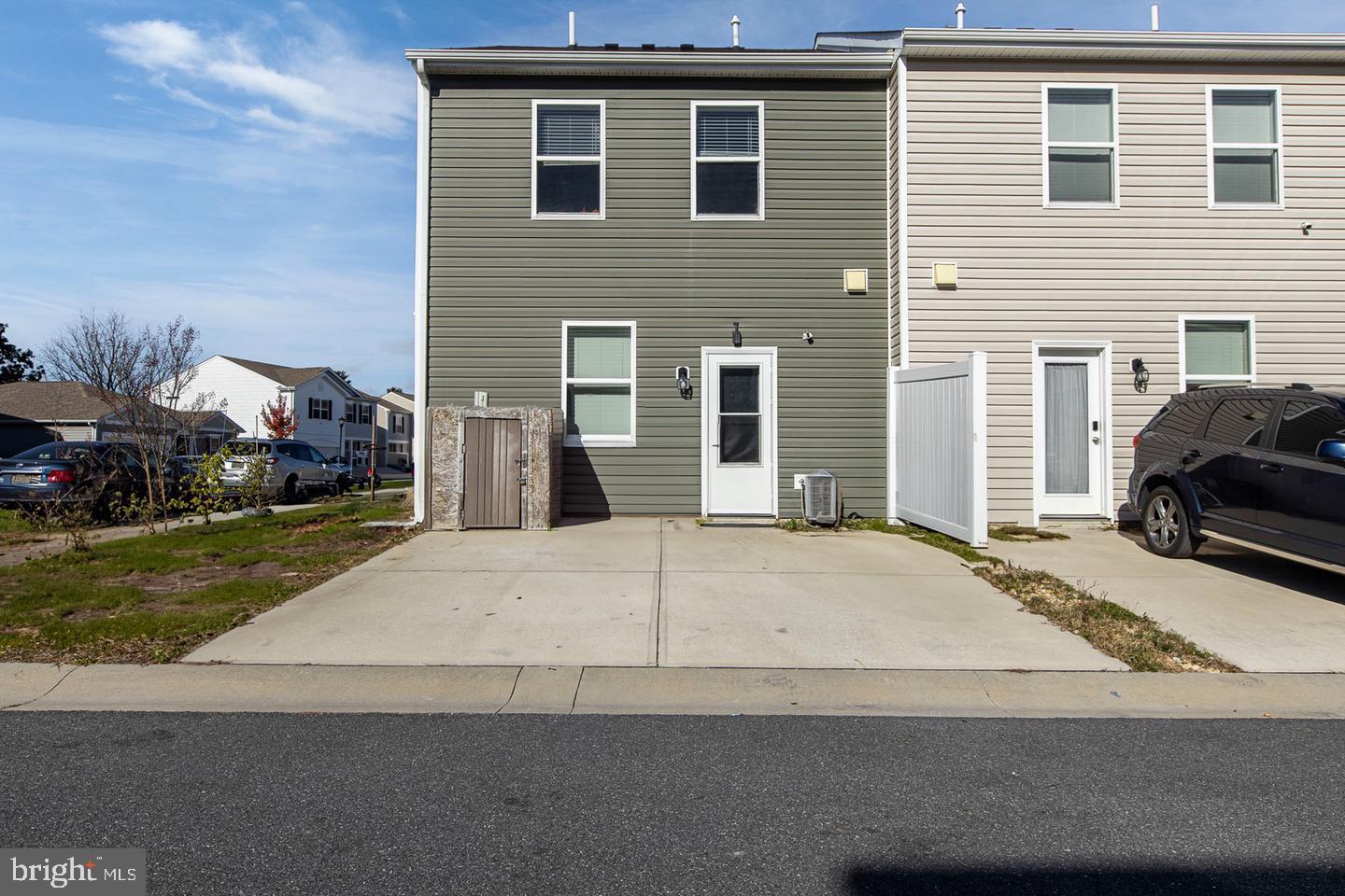113 DYER DRIVE