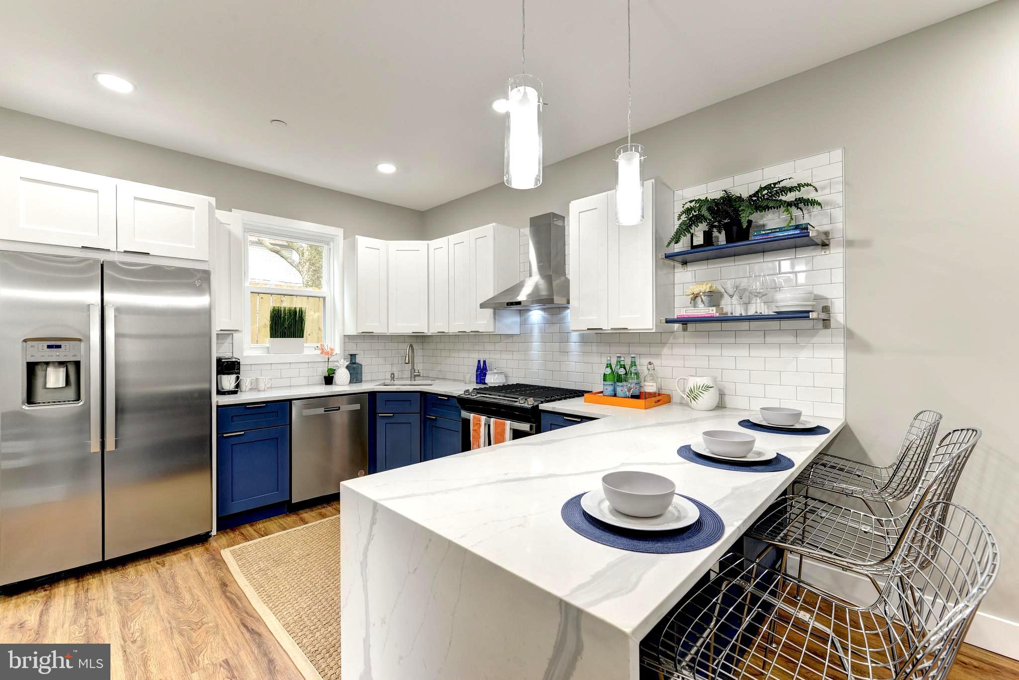 135 E SPRINGER STREET