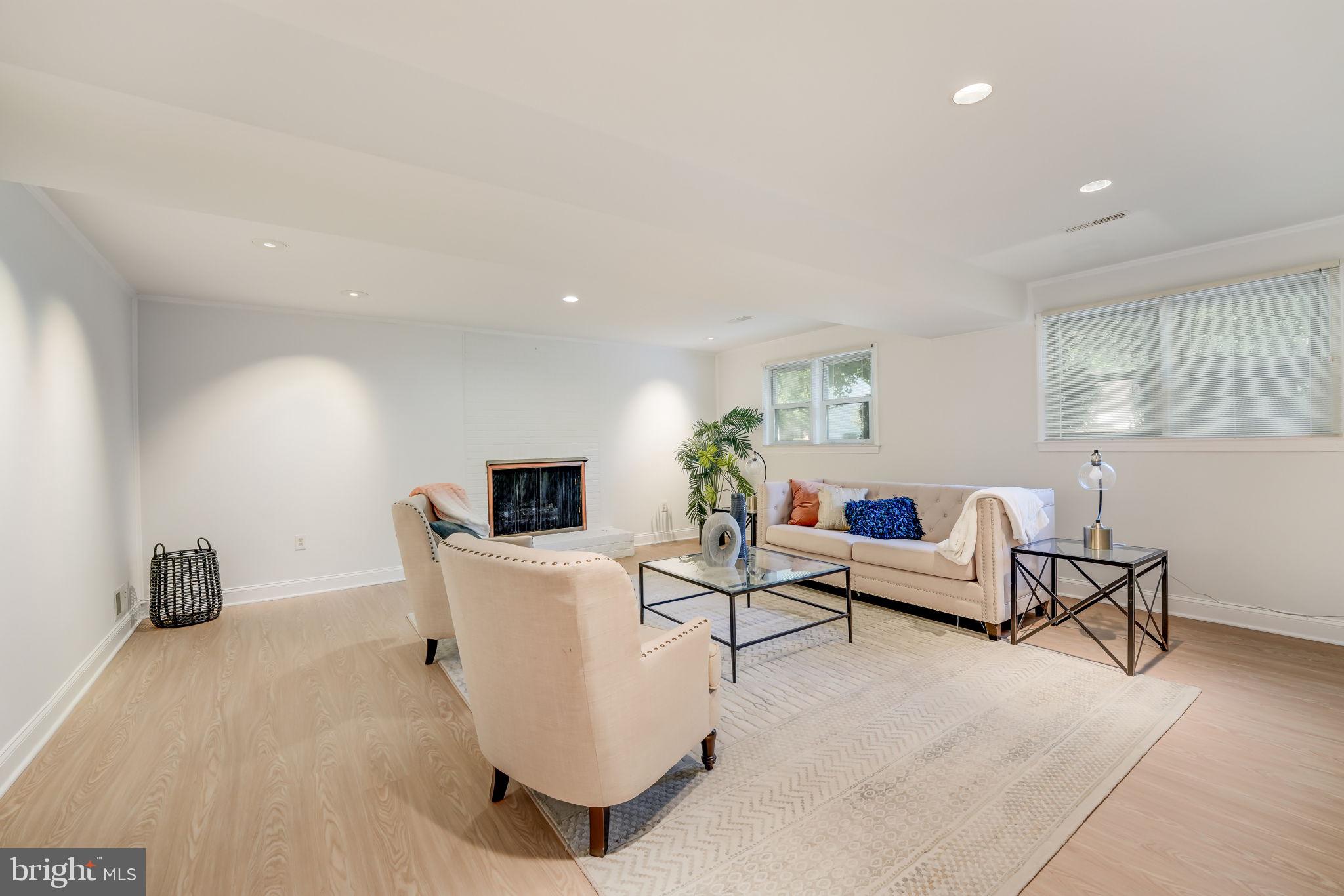 MILWAY MEADOWS - Residential