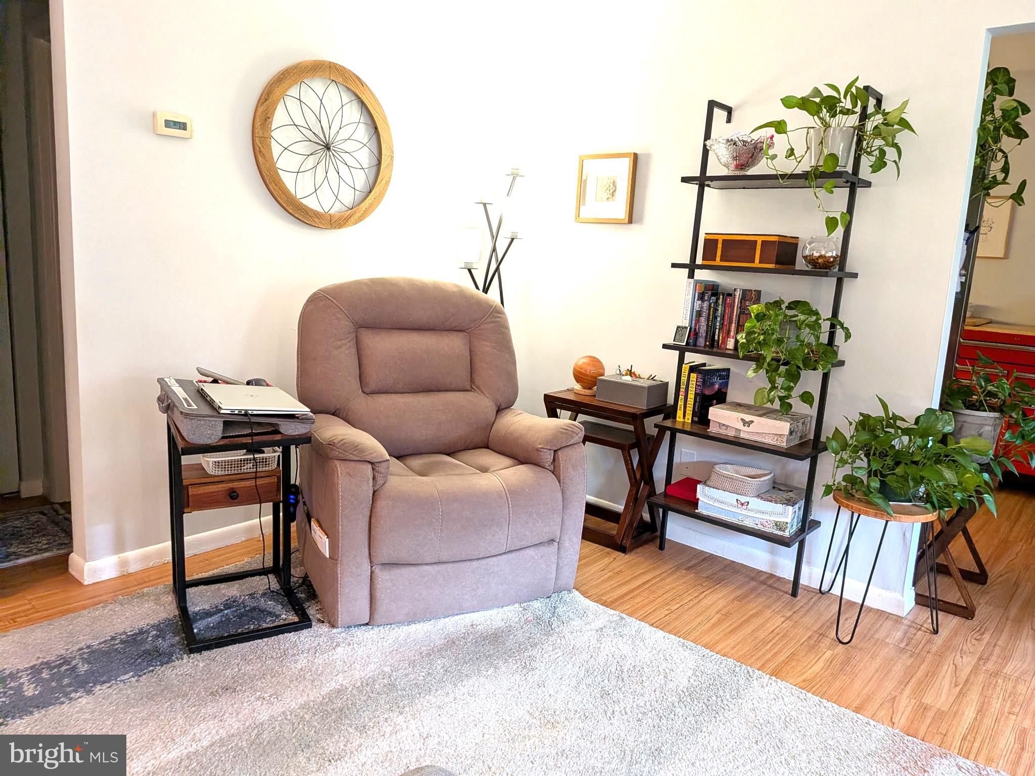 340 WOODLAWN TERRACE APT A4
