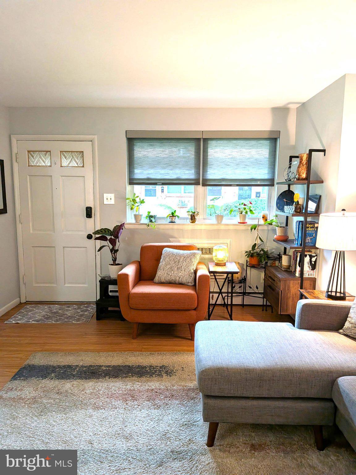 340 WOODLAWN TERRACE APT A4