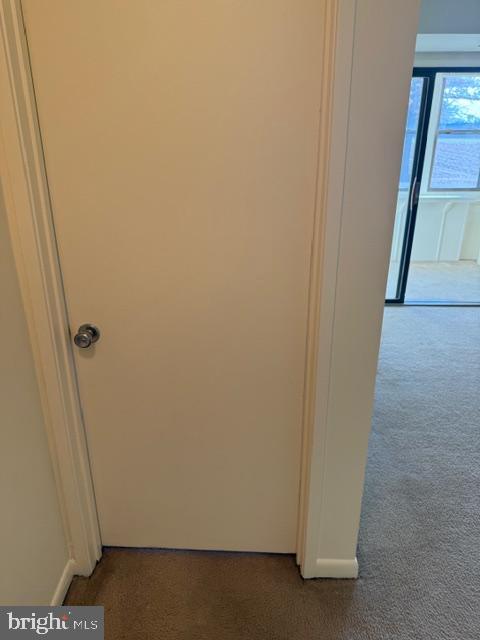 VOM VILLAGE CENTER - Residential Lease