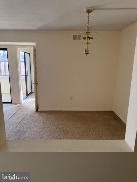 VOM VILLAGE CENTER - Residential Lease