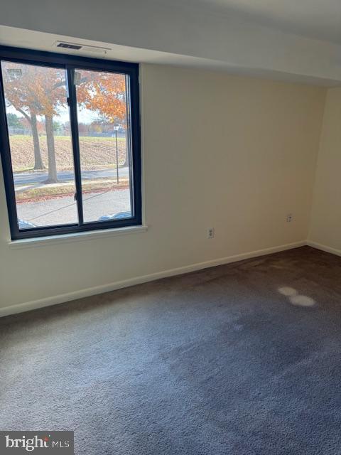 VOM VILLAGE CENTER - Residential Lease