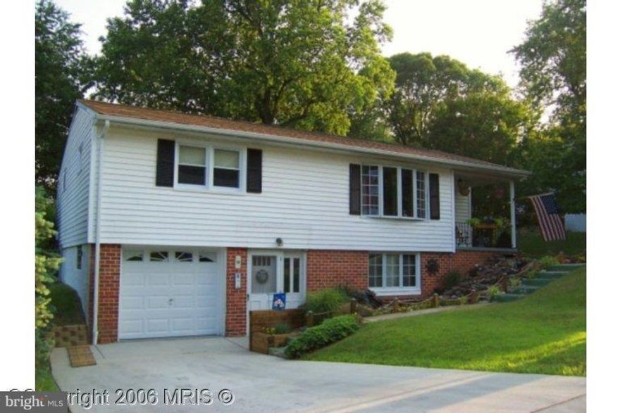 Back On The Market!!. Contract Fall Thru!! ** Raised Rancher Style With Lots Space.  Home Offers Hardwood Floors, 2 Full Baths,  One Car Garage. Serene  Back yard, Partially Wooded  As Well.  Above Ground Pool , Wrap Around Pool Deck,Great For Entertaining. . Being  Sold As Is. . Call CSS For All Showings,**Potential Short Sale, Using Attorney/Neg.*