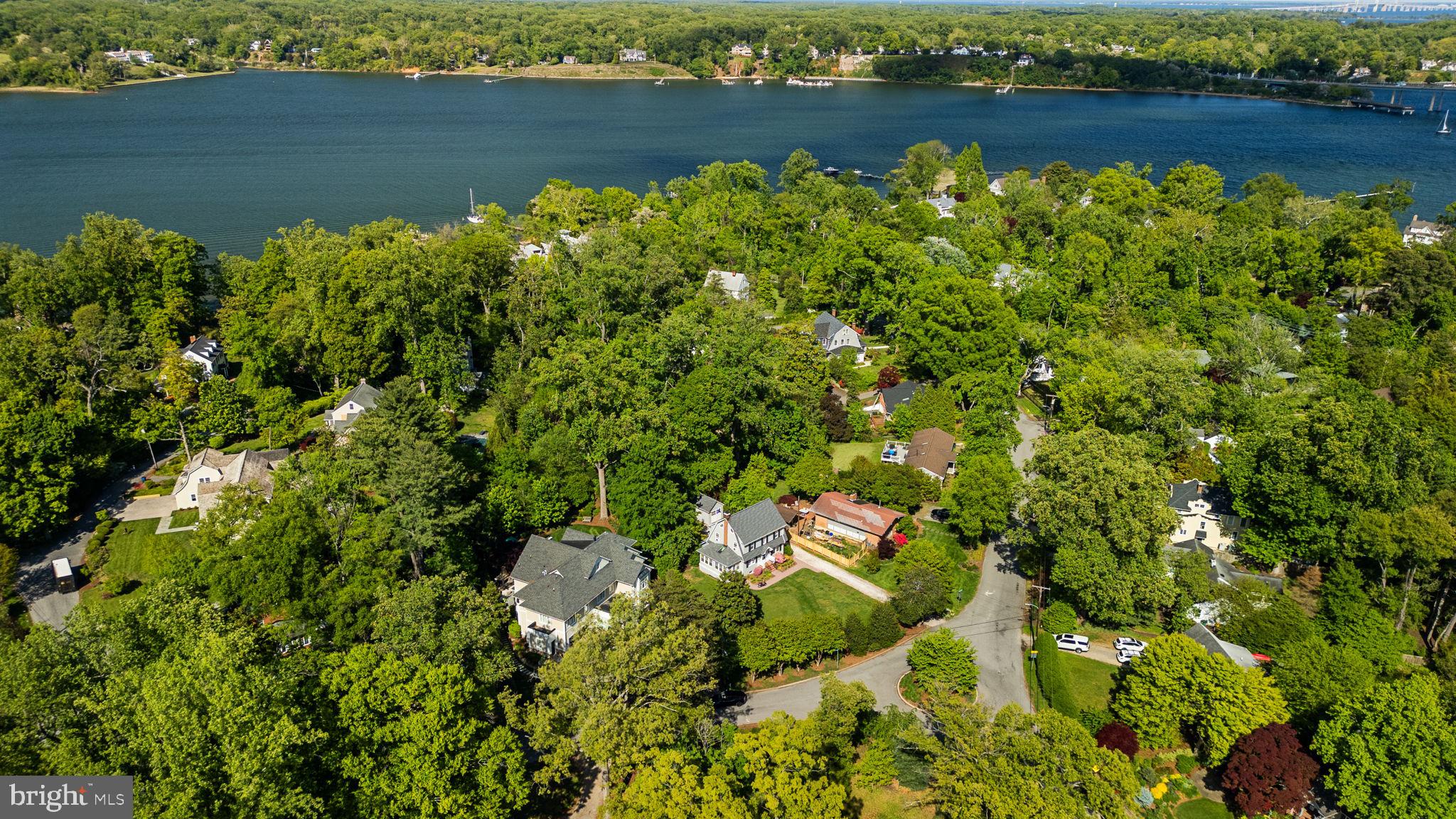 WARDOUR - Residential